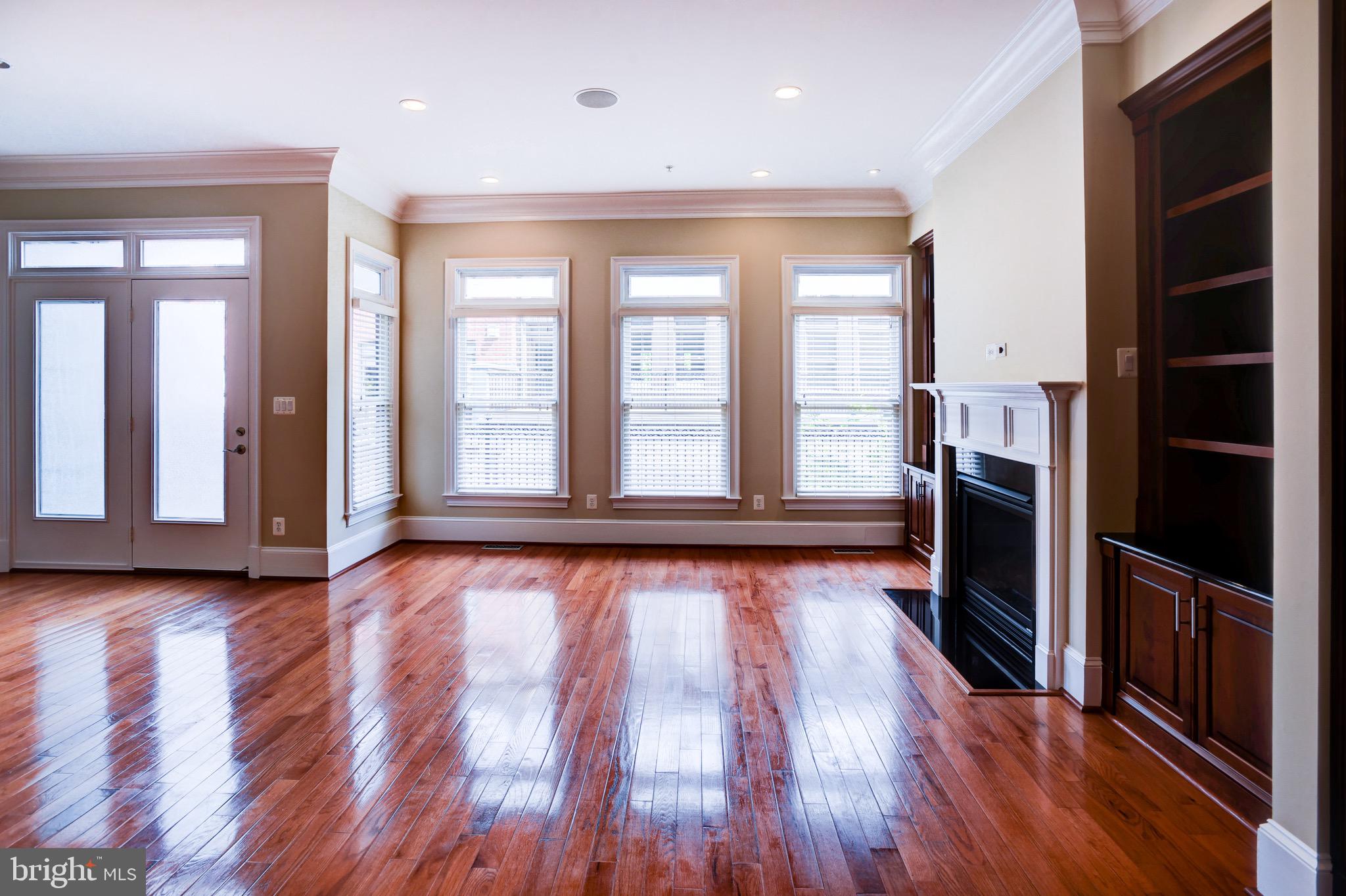 PARK POTOMAC - Residential