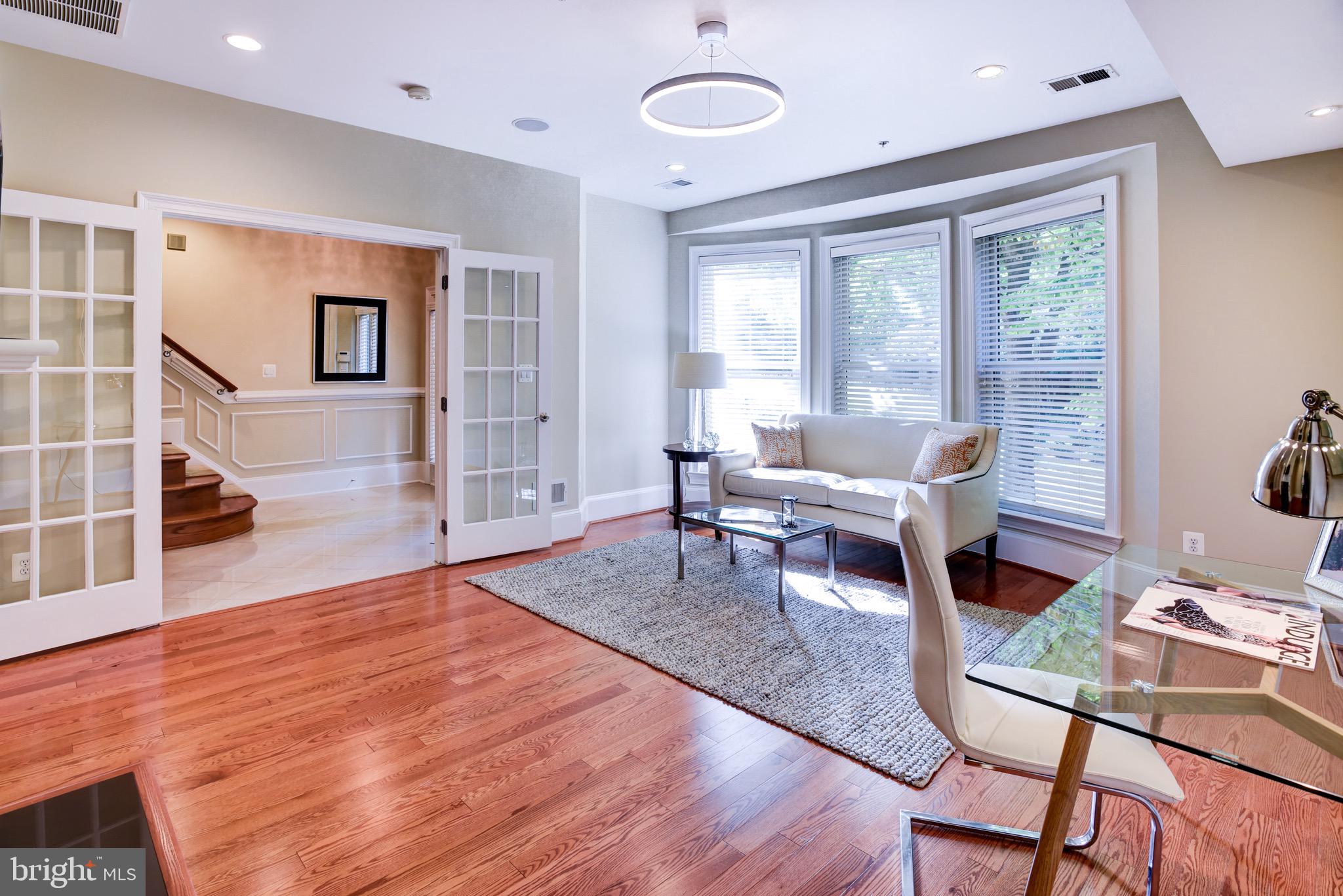 PARK POTOMAC - Residential