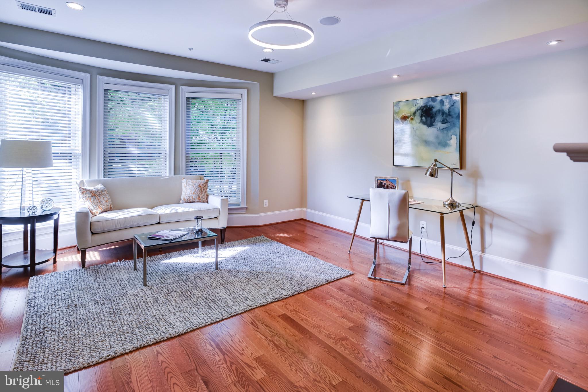 PARK POTOMAC - Residential