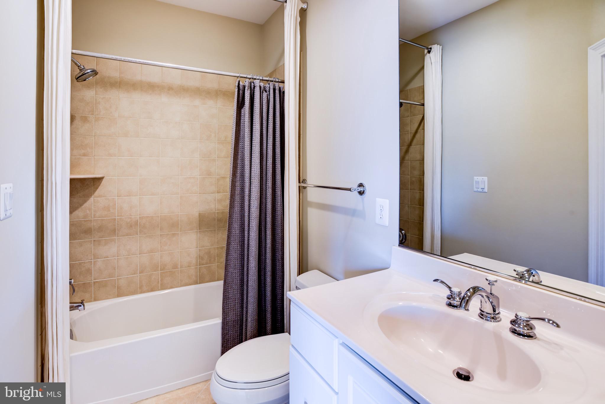 PARK POTOMAC - Residential