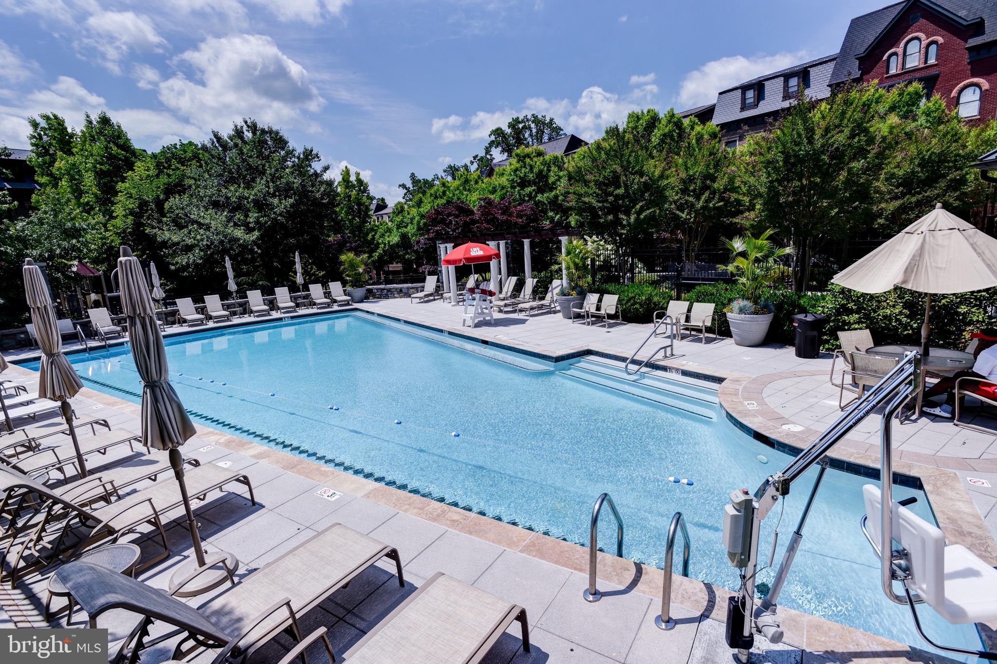 PARK POTOMAC - Residential