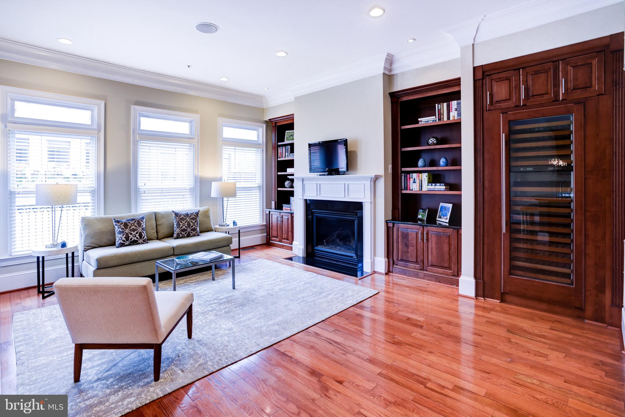 PARK POTOMAC - Residential