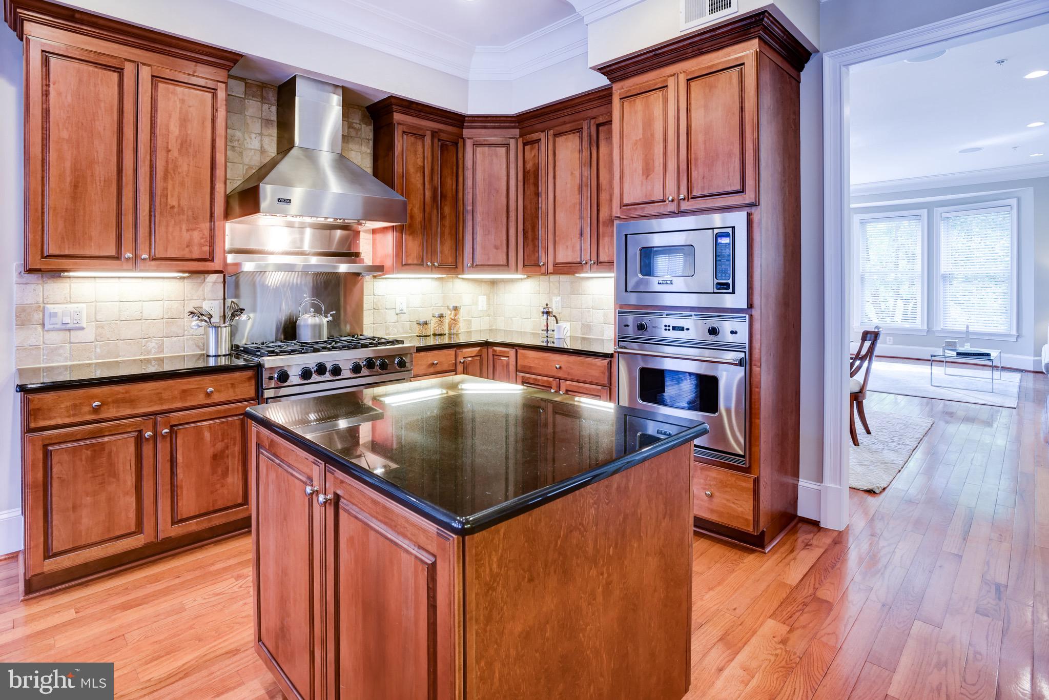 PARK POTOMAC - Residential