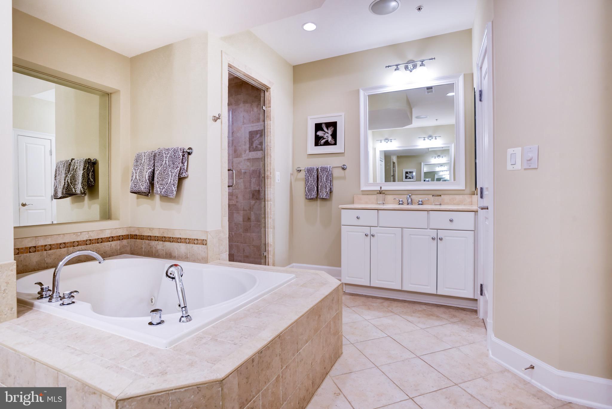 PARK POTOMAC - Residential