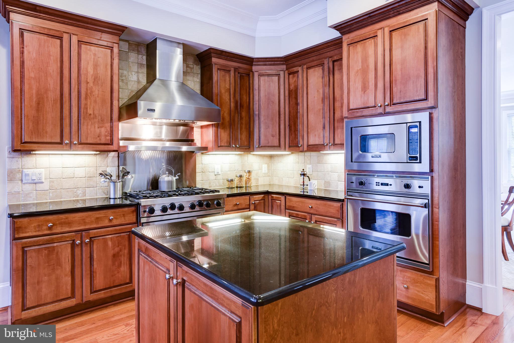 PARK POTOMAC - Residential