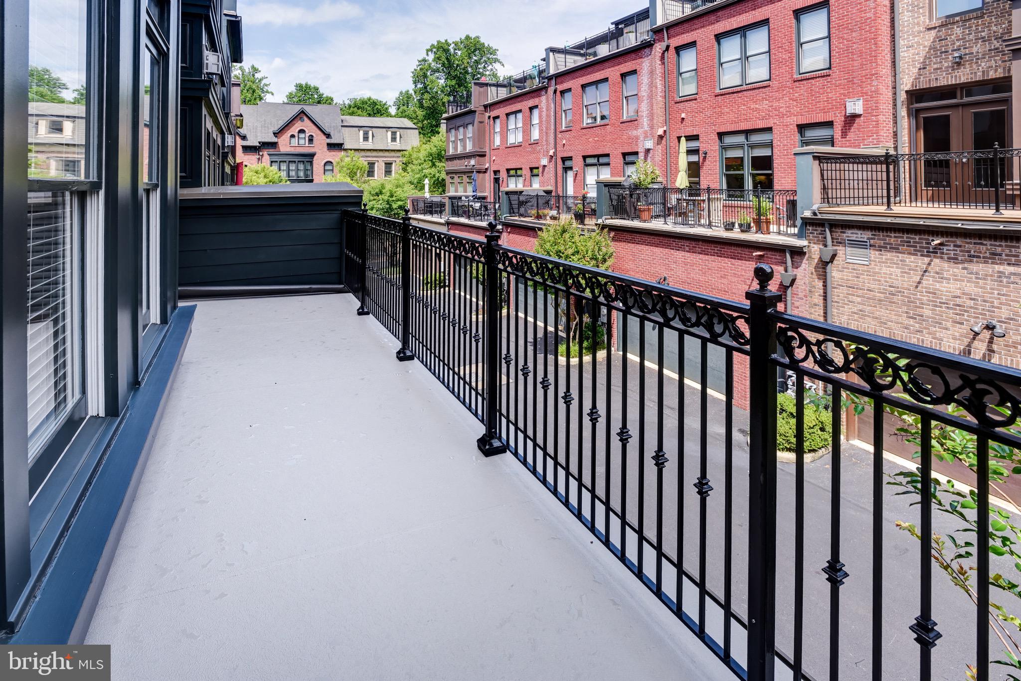 PARK POTOMAC - Residential