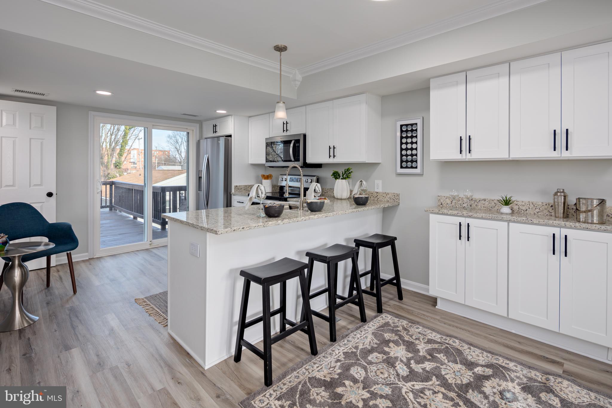 LIGHTHOUSE LANDING - Residential