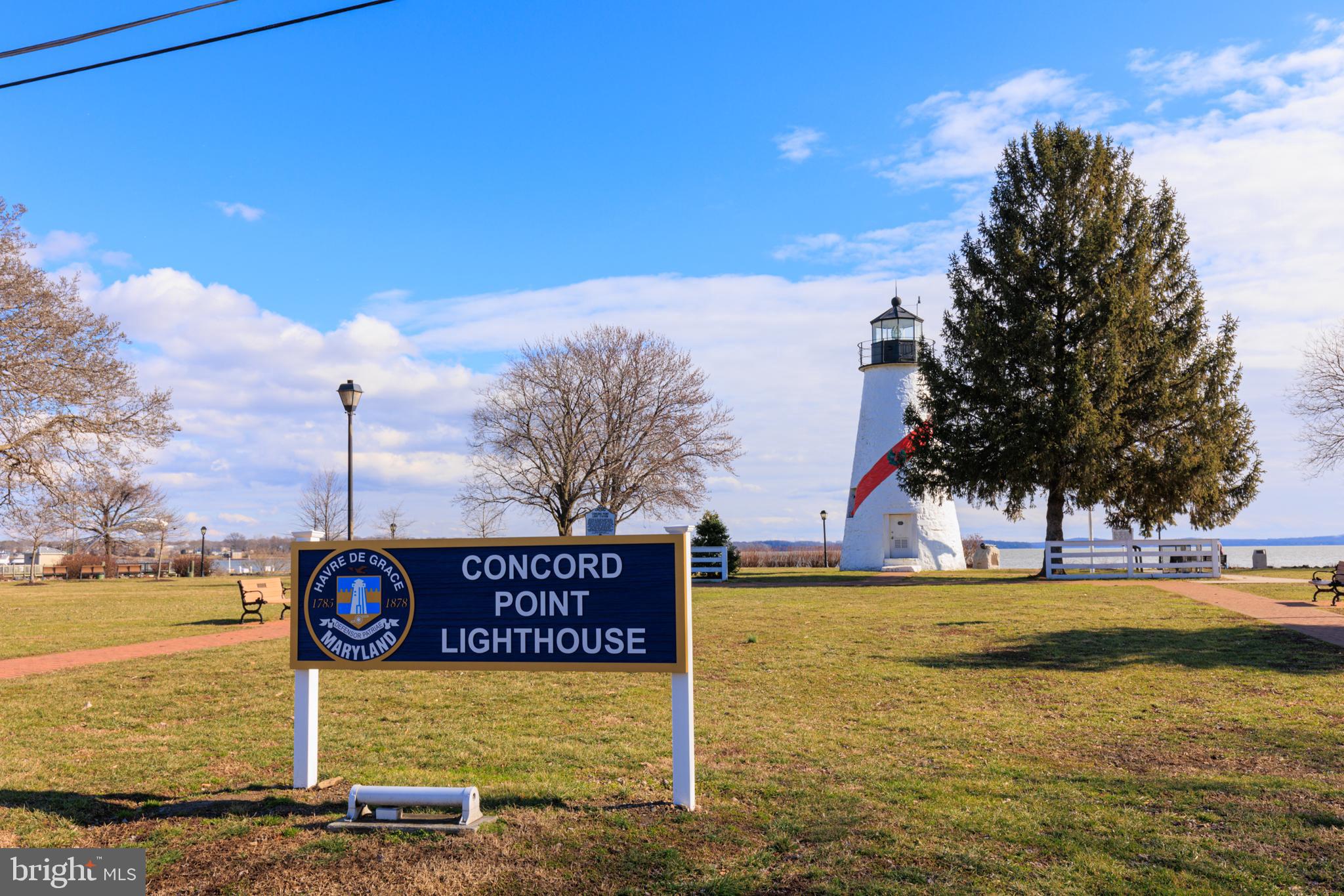 LIGHTHOUSE LANDING - Residential