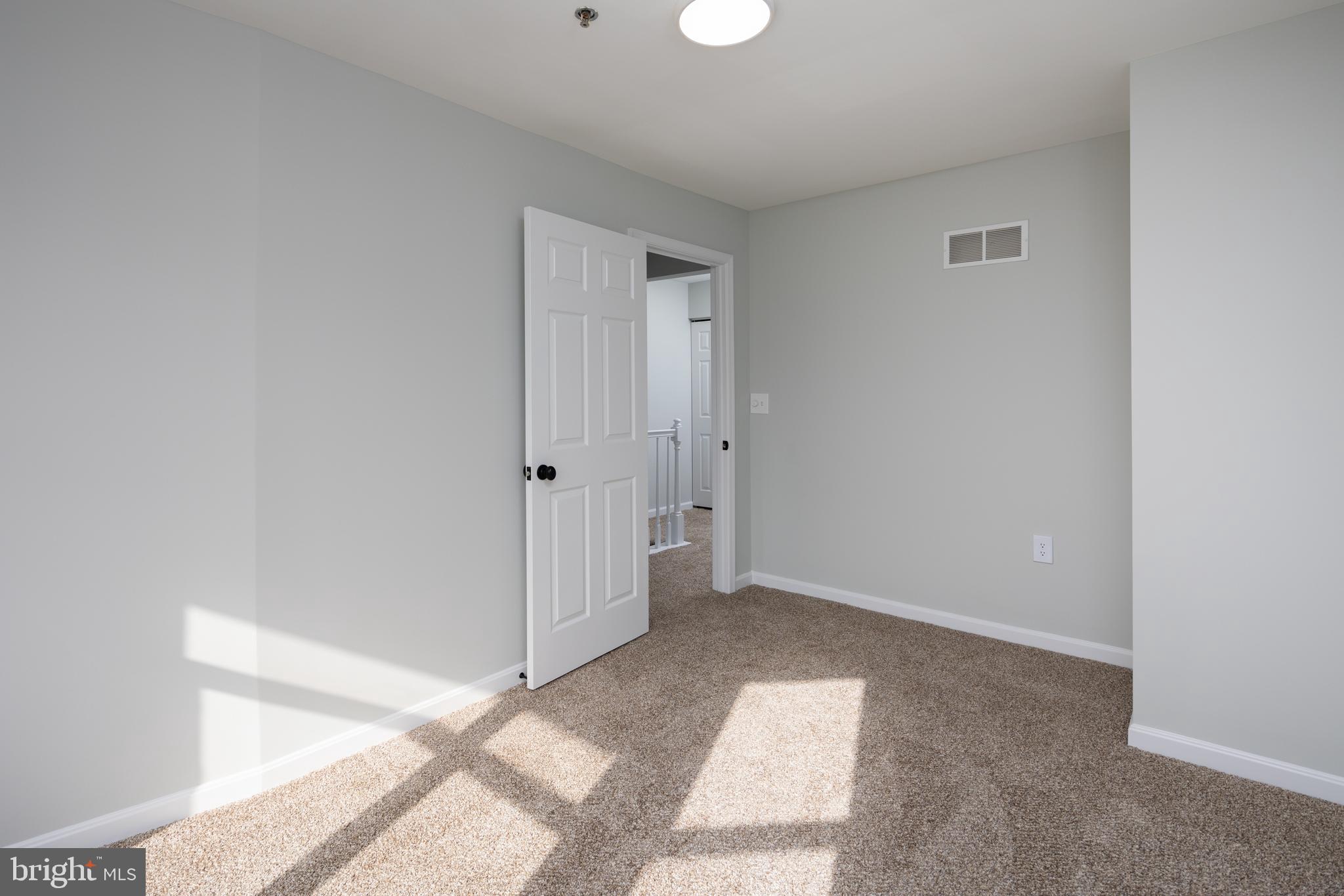 LIGHTHOUSE LANDING - Residential