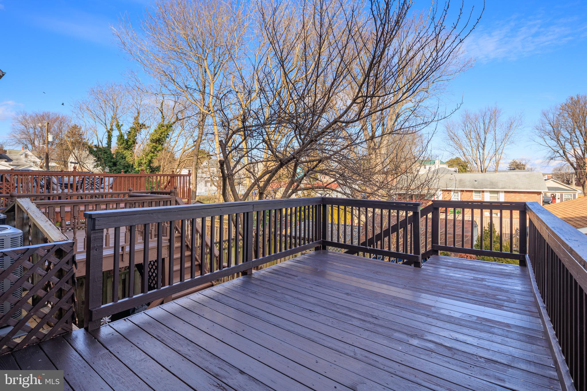 LIGHTHOUSE LANDING - Residential