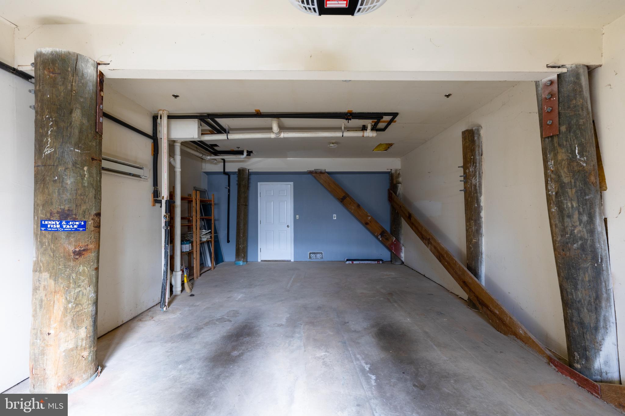 LIGHTHOUSE LANDING - Residential