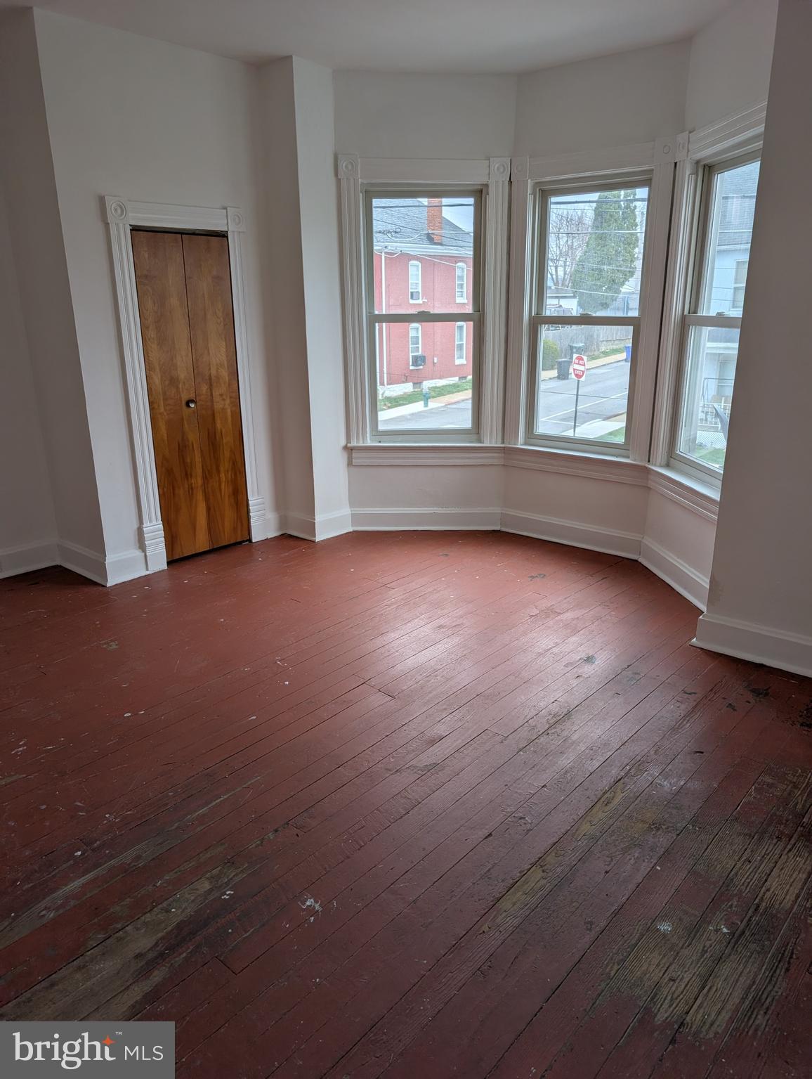 HAGERSTOWN - Residential