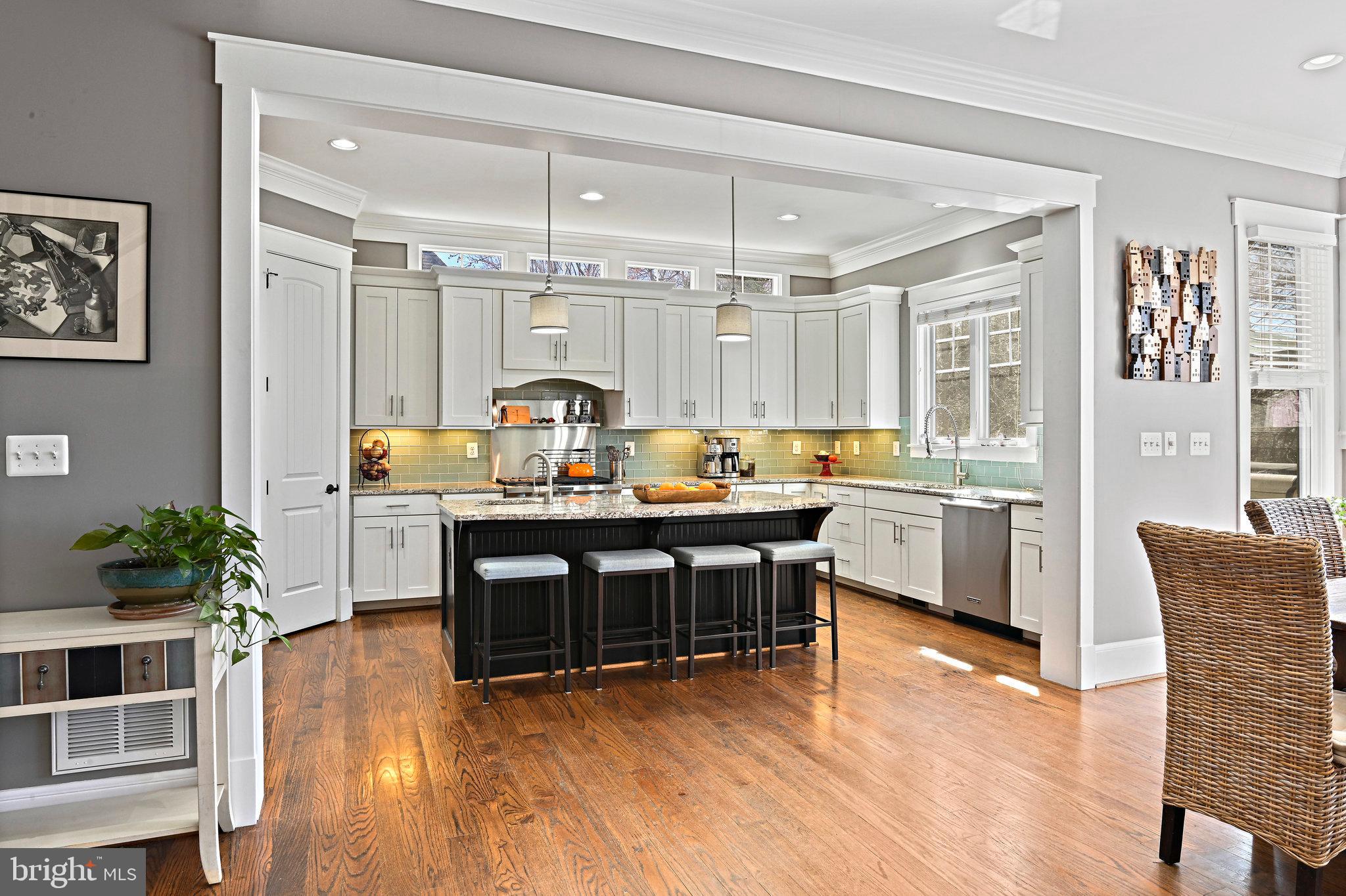 VIENNA WOODS - Residential