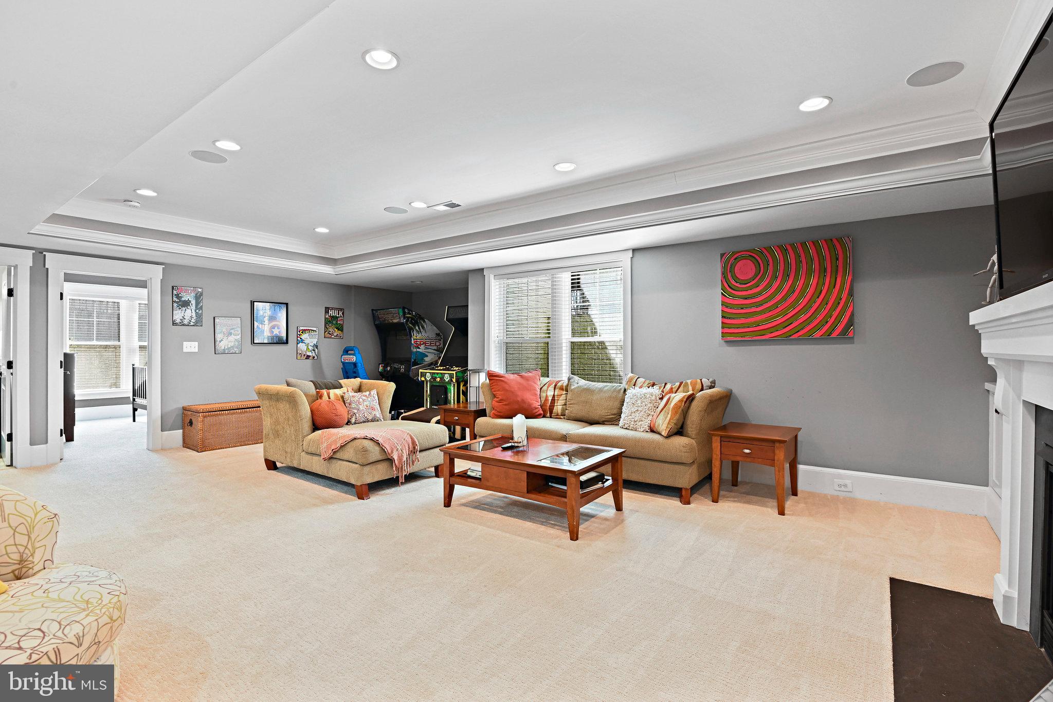 VIENNA WOODS - Residential