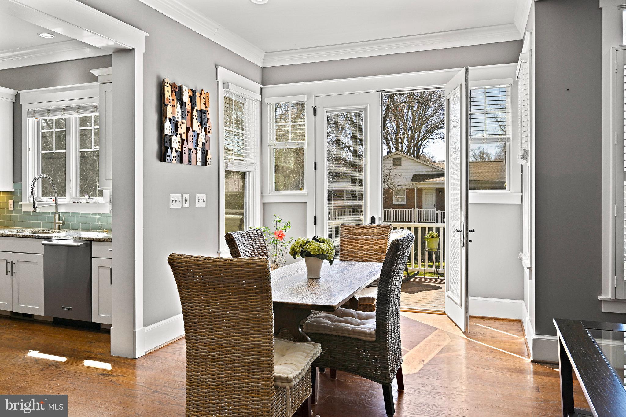 VIENNA WOODS - Residential