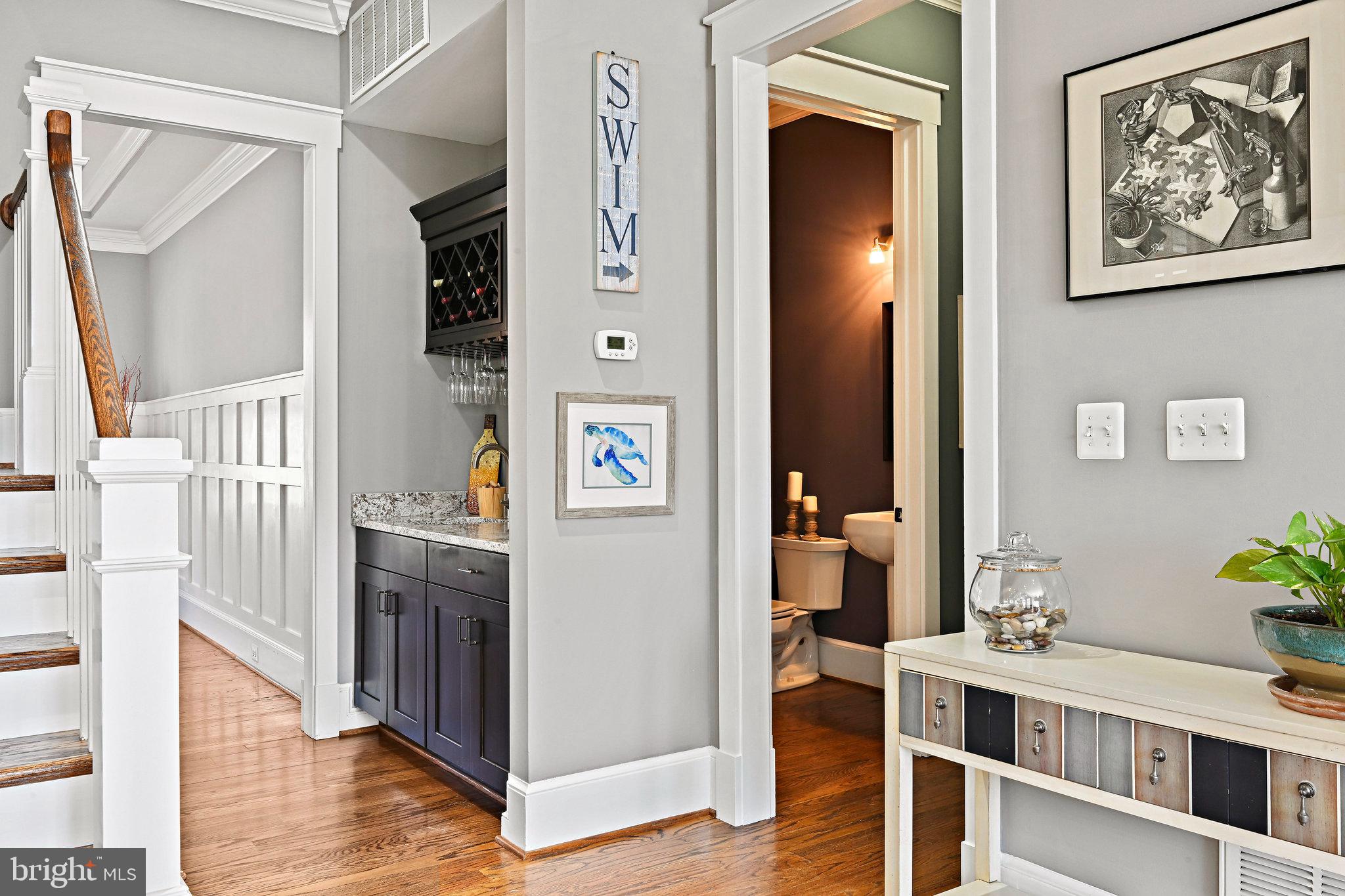 VIENNA WOODS - Residential