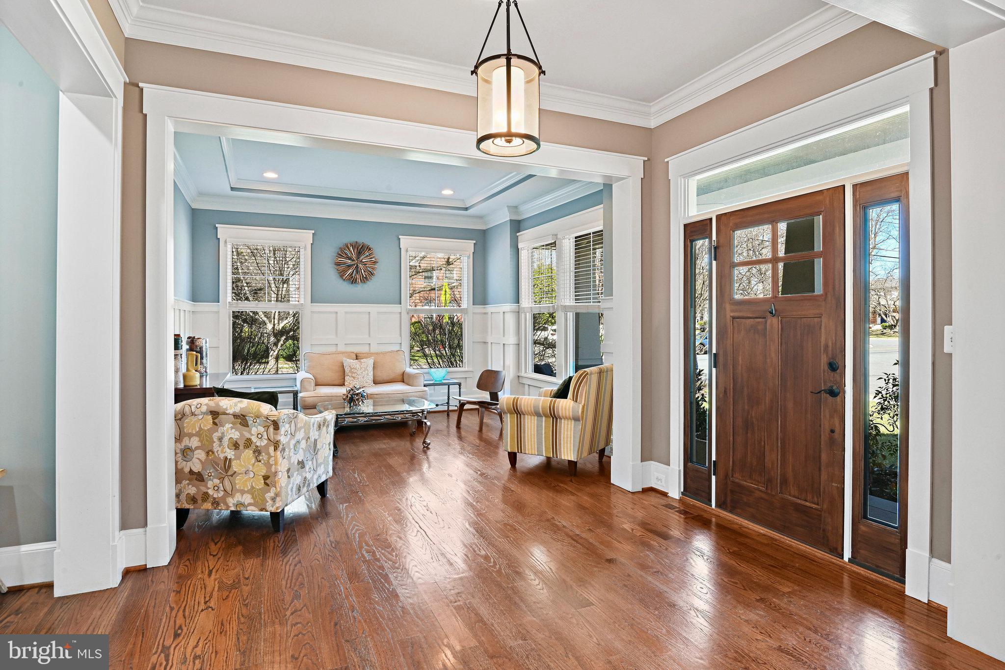 VIENNA WOODS - Residential