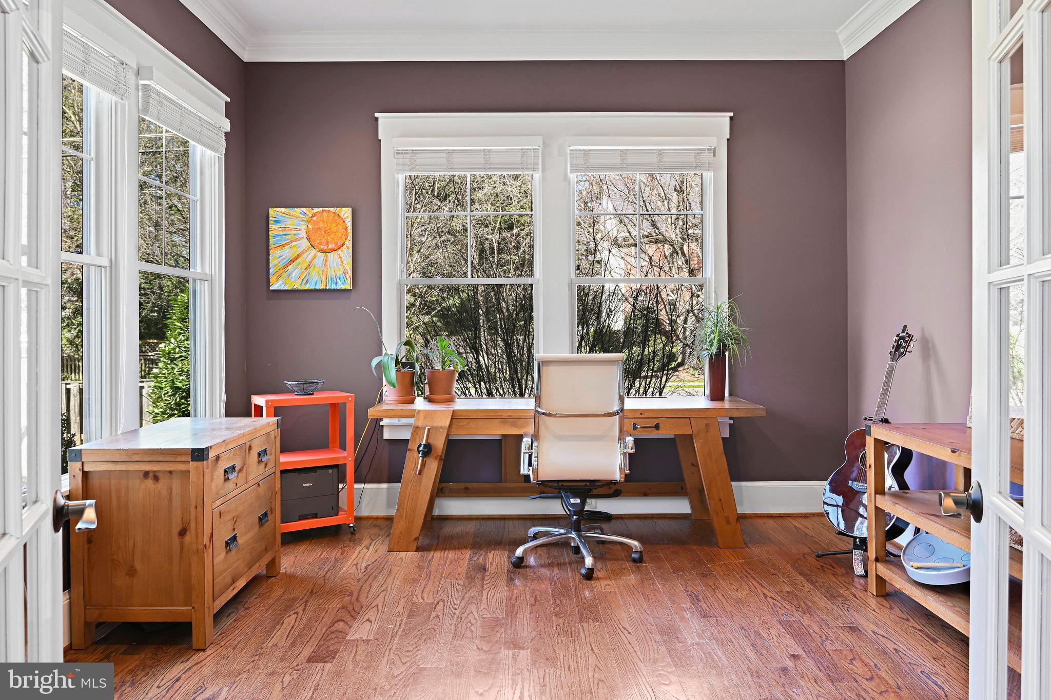 VIENNA WOODS - Residential