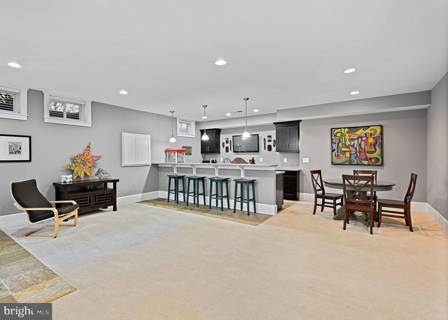 VIENNA WOODS - Residential