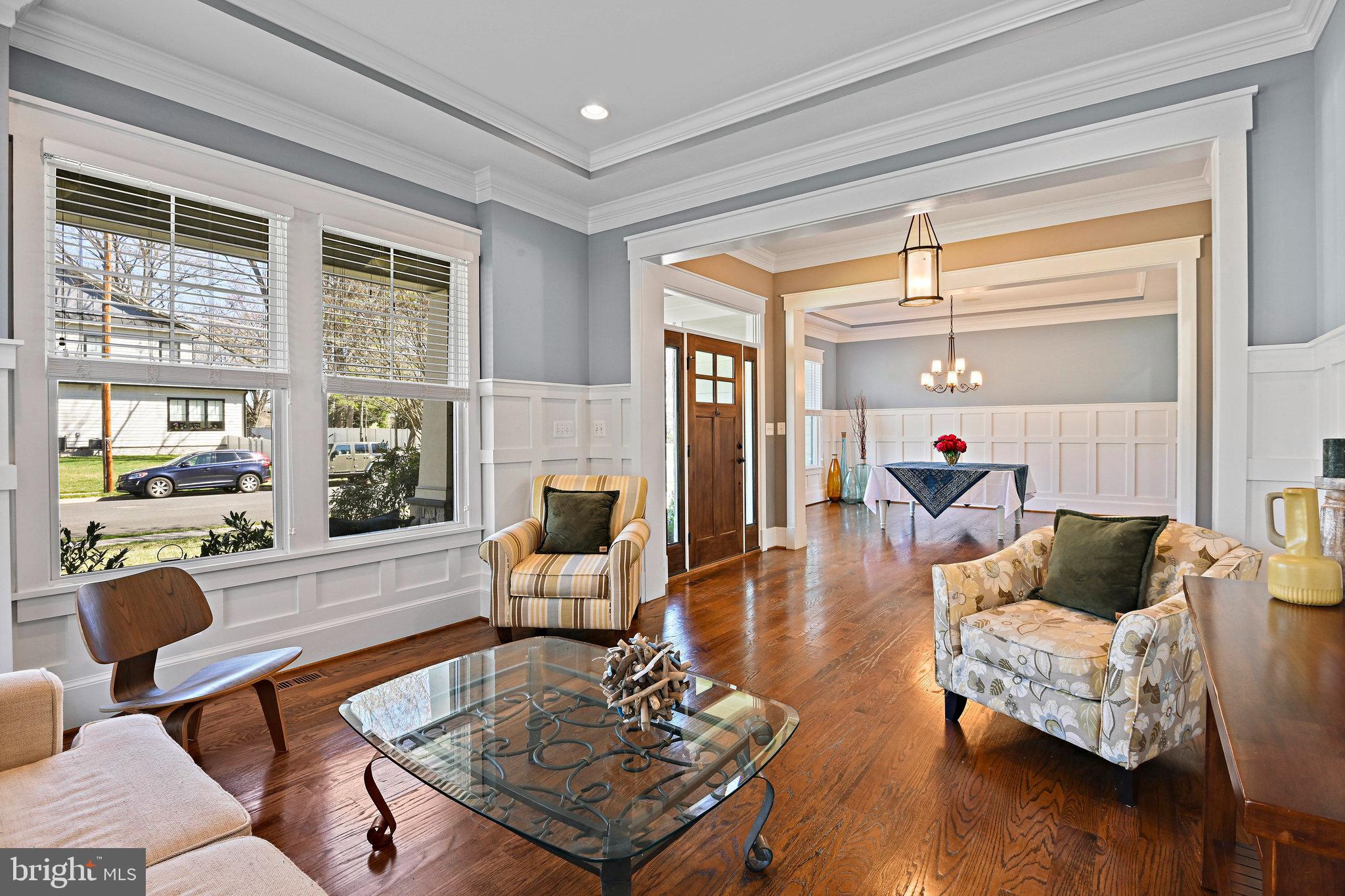 VIENNA WOODS - Residential