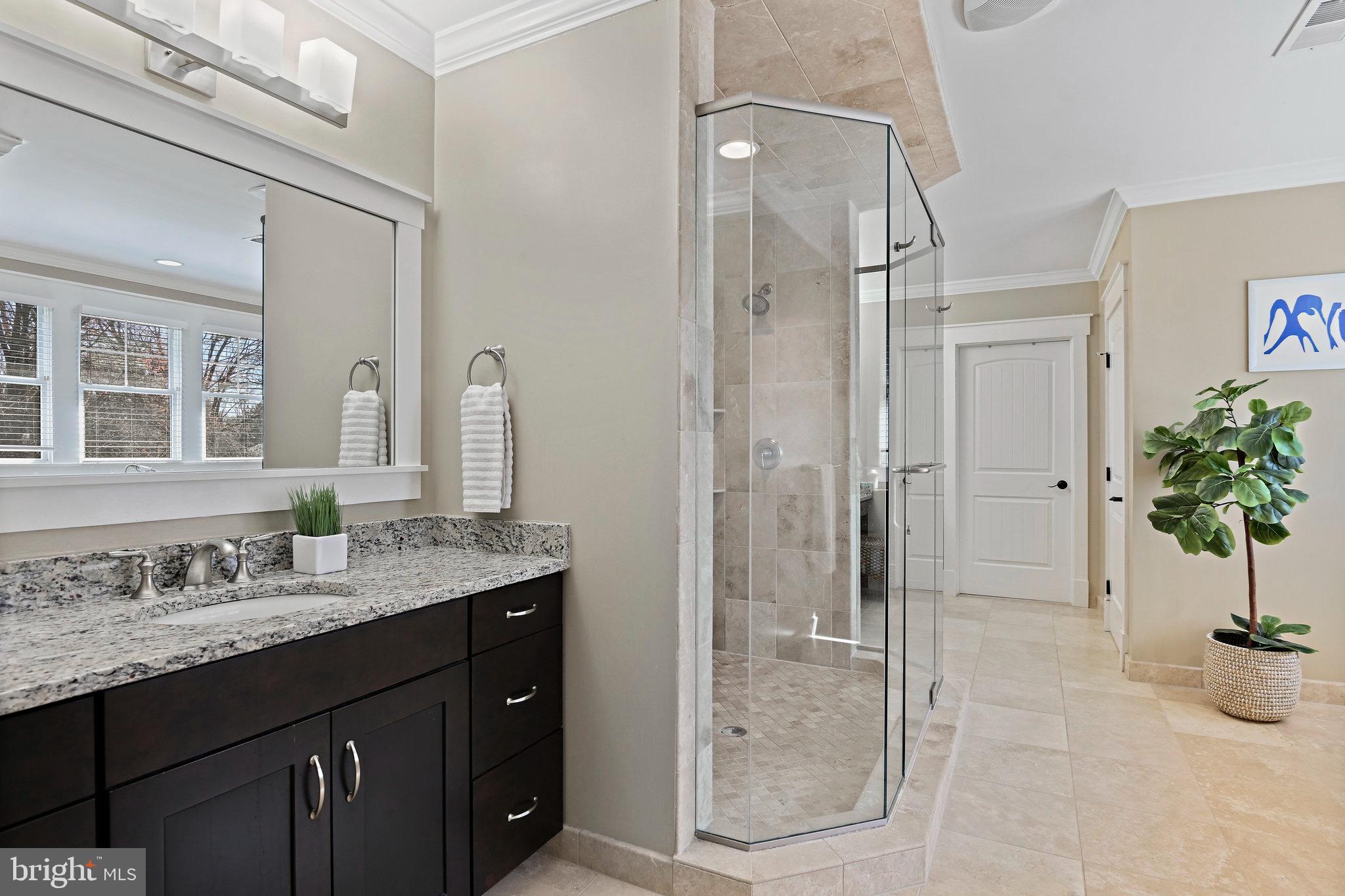 VIENNA WOODS - Residential