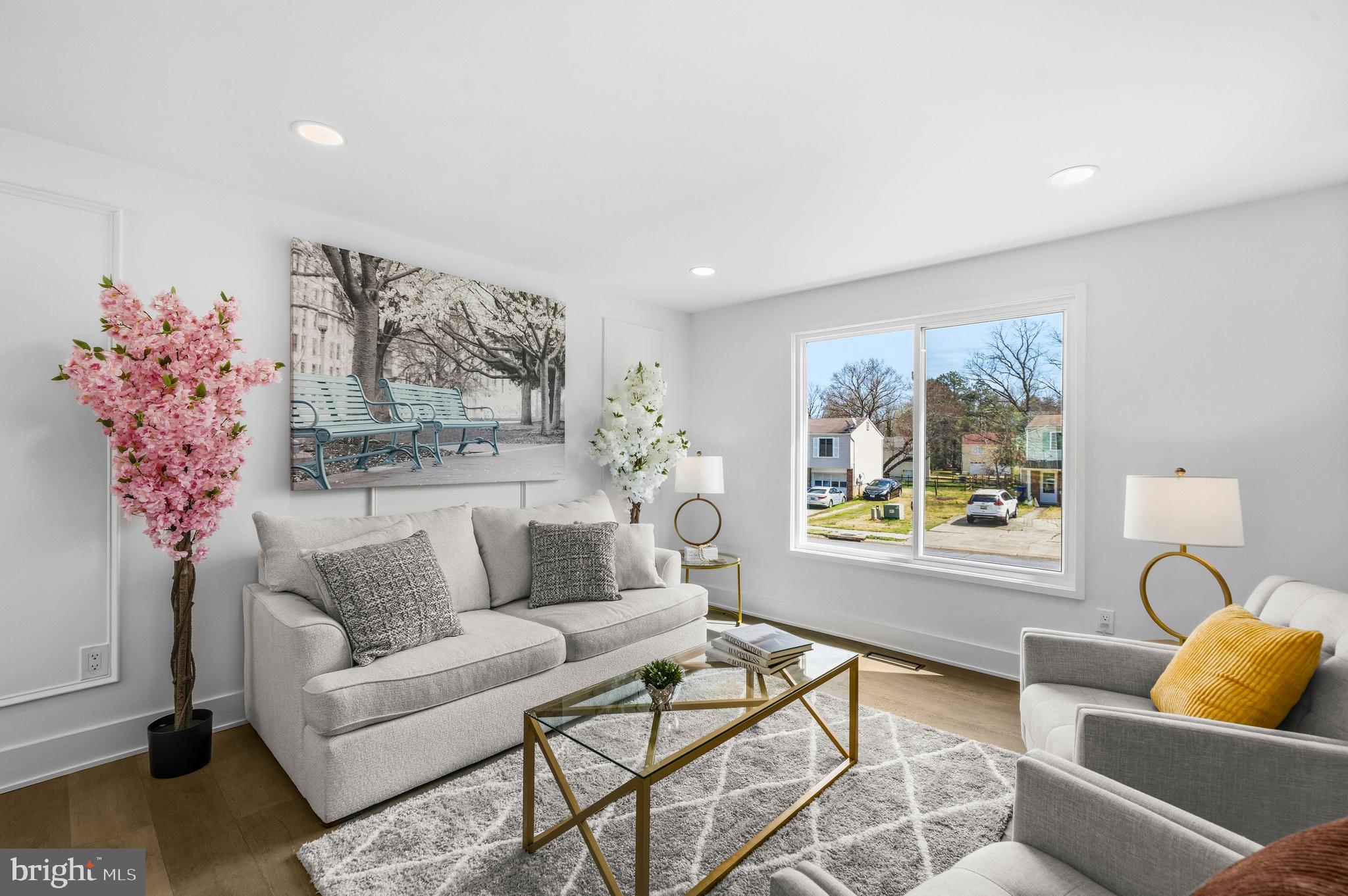 1210 BANNISTER CIRCLE