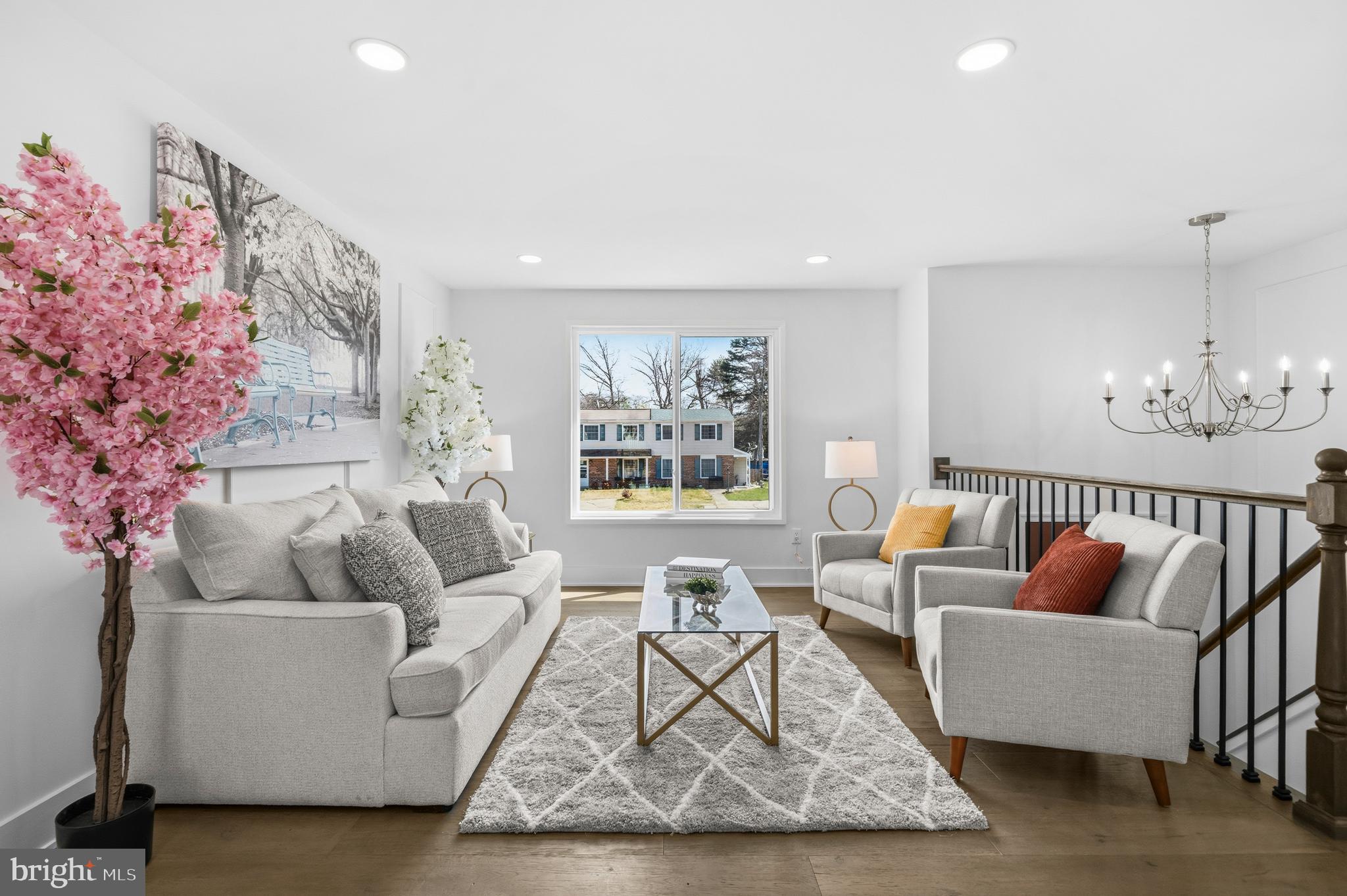 1210 BANNISTER CIRCLE