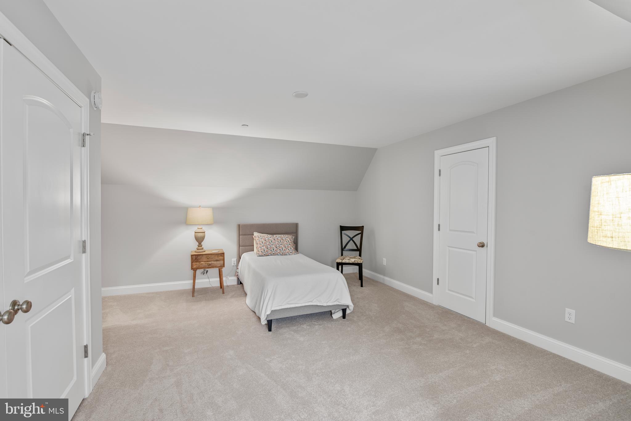 HOPKINS NECK - Residential