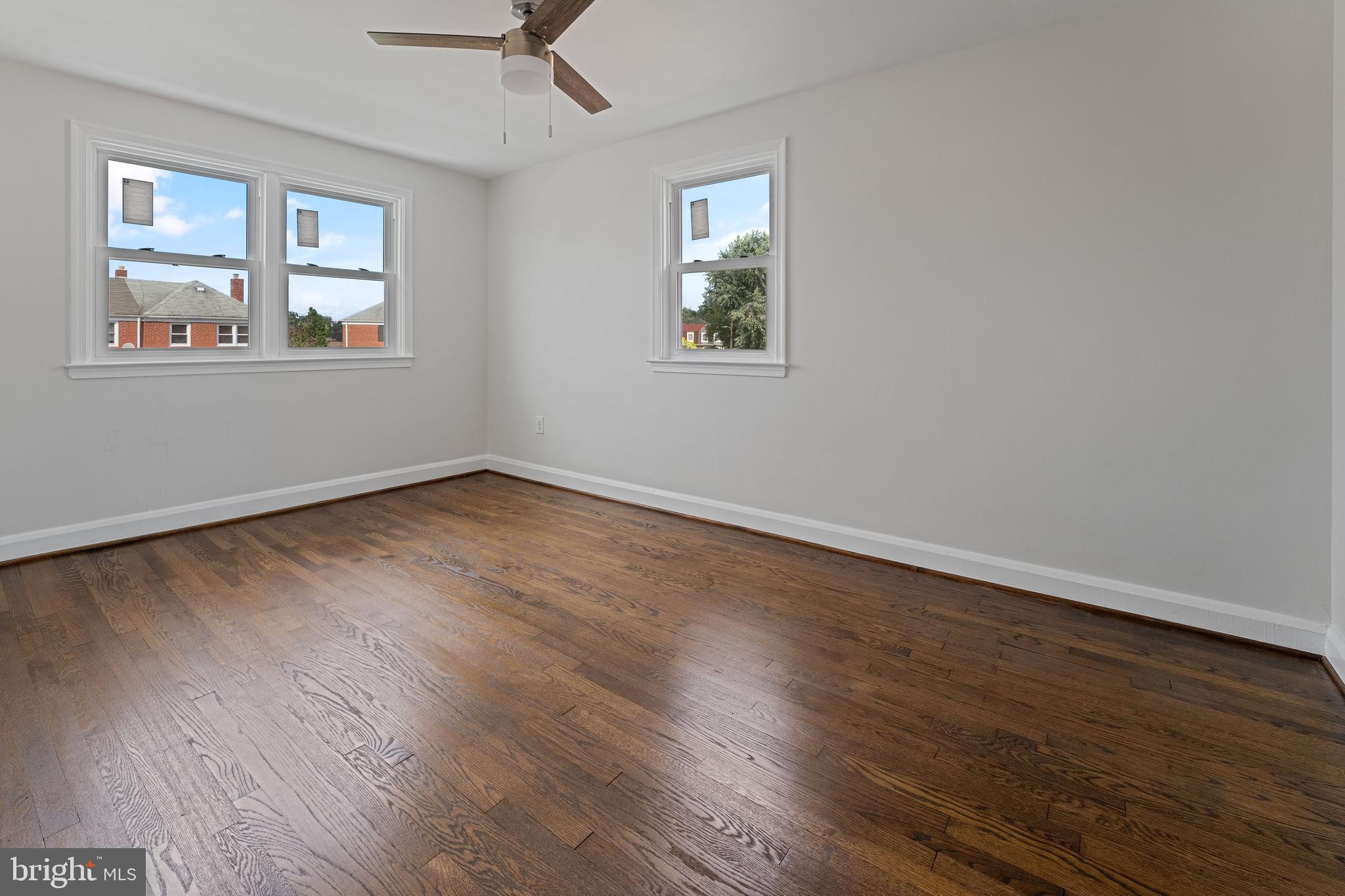 HAWTHORNE - Residential