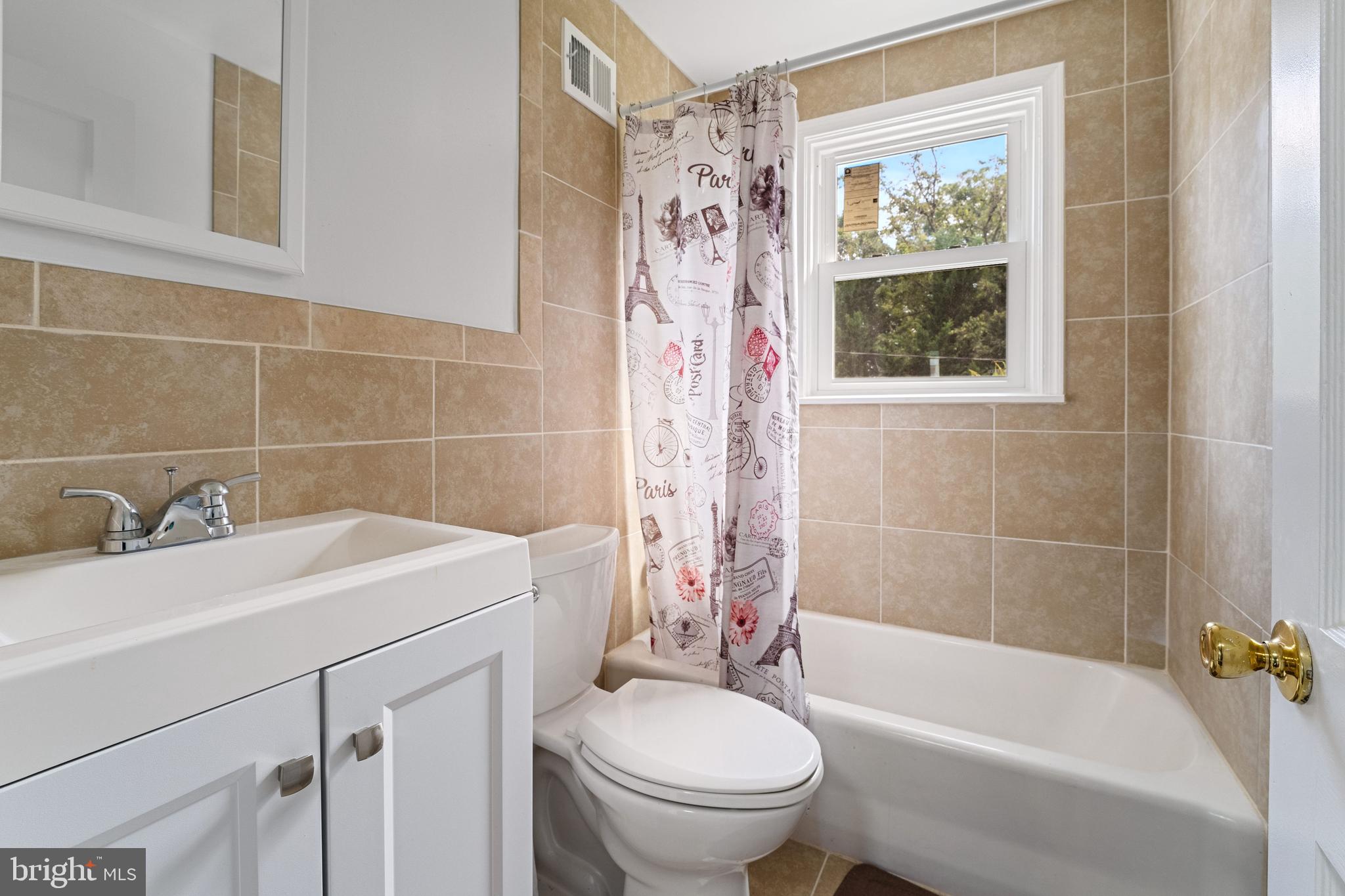 HAWTHORNE - Residential