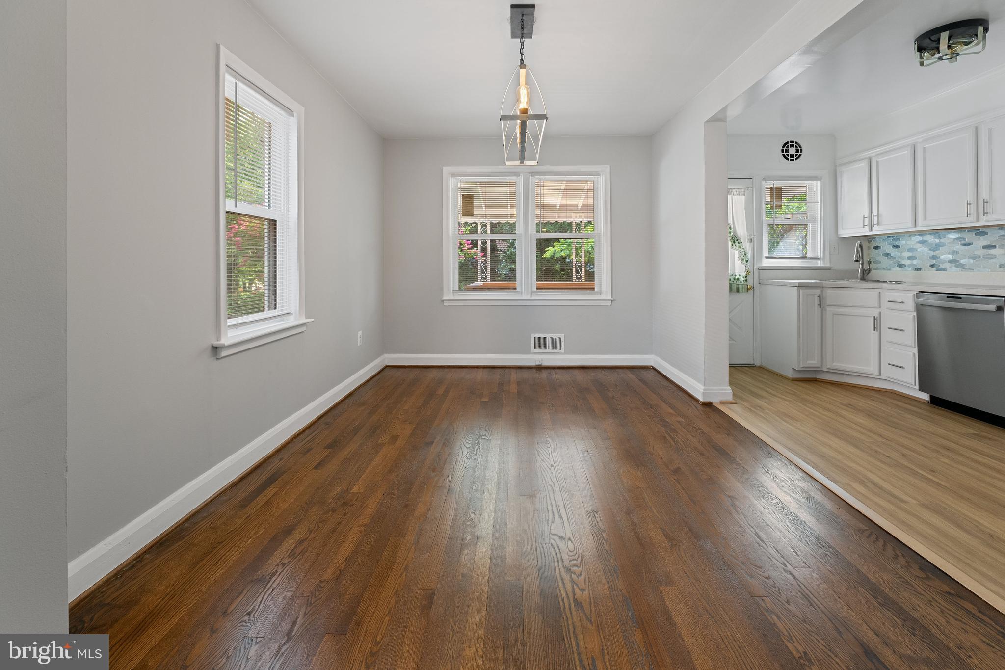 HAWTHORNE - Residential