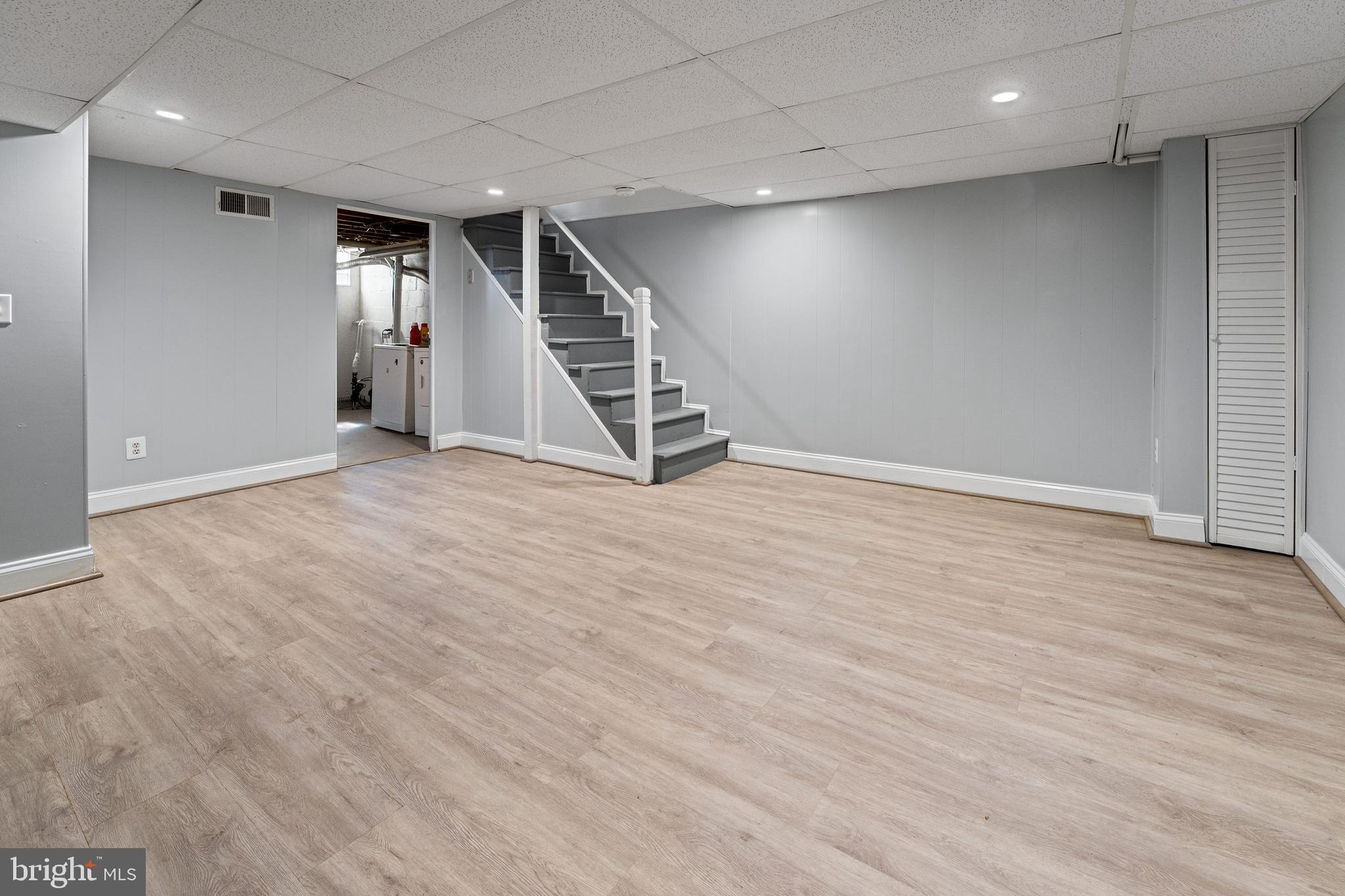 HAWTHORNE - Residential