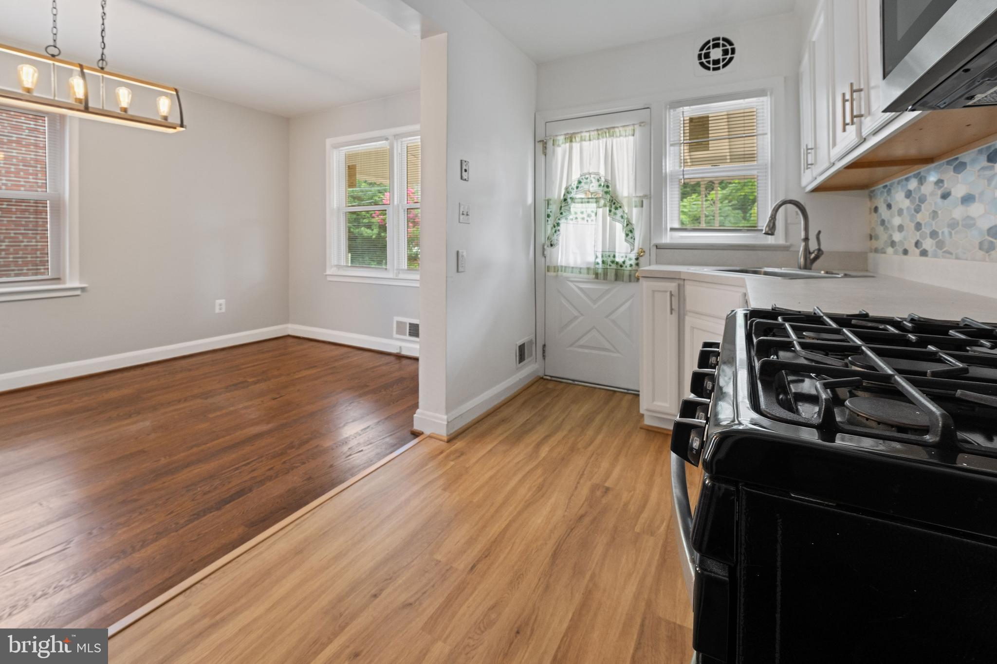 HAWTHORNE - Residential