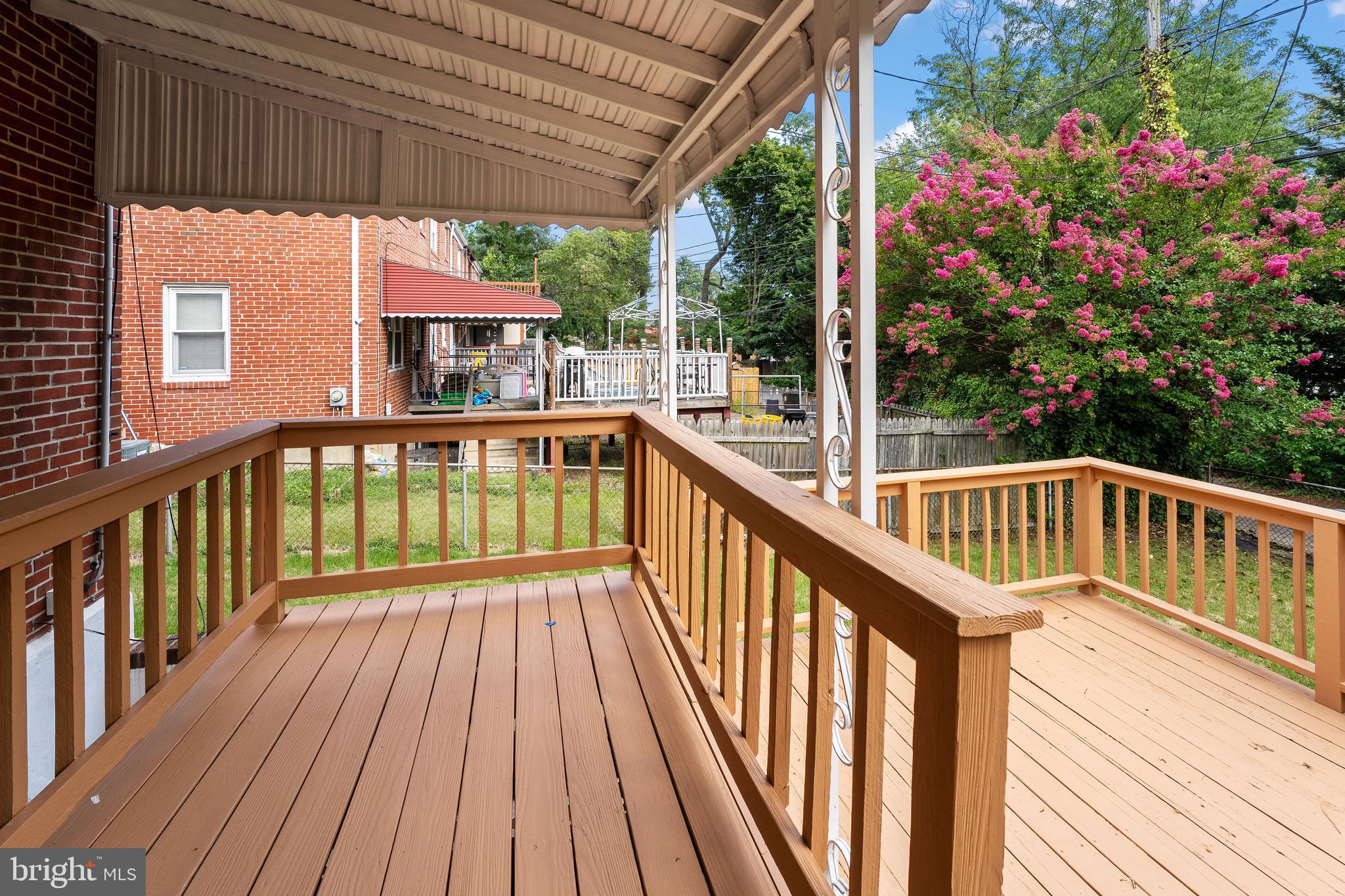 HAWTHORNE - Residential