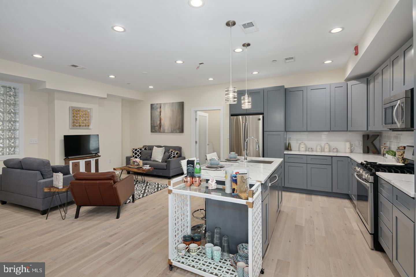 OLDE KENSINGTON - Residential