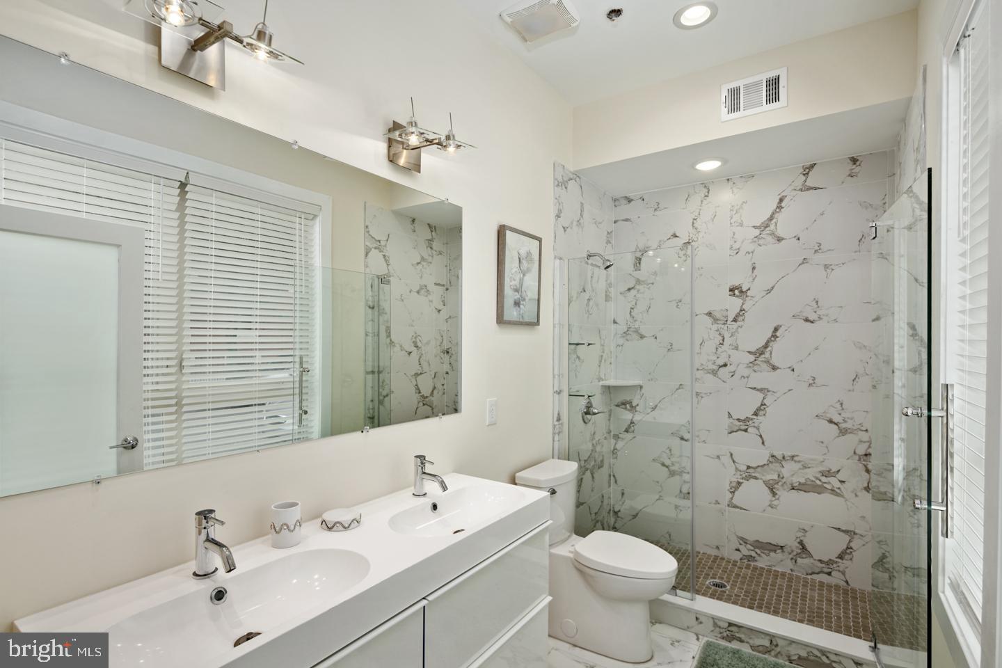 OLDE KENSINGTON - Residential