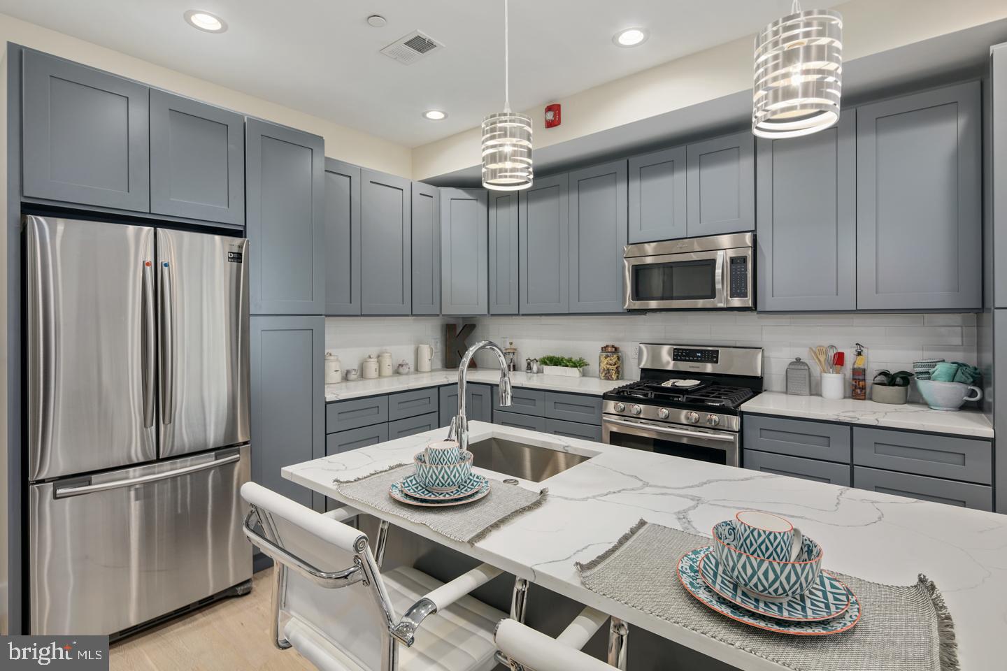 OLDE KENSINGTON - Residential