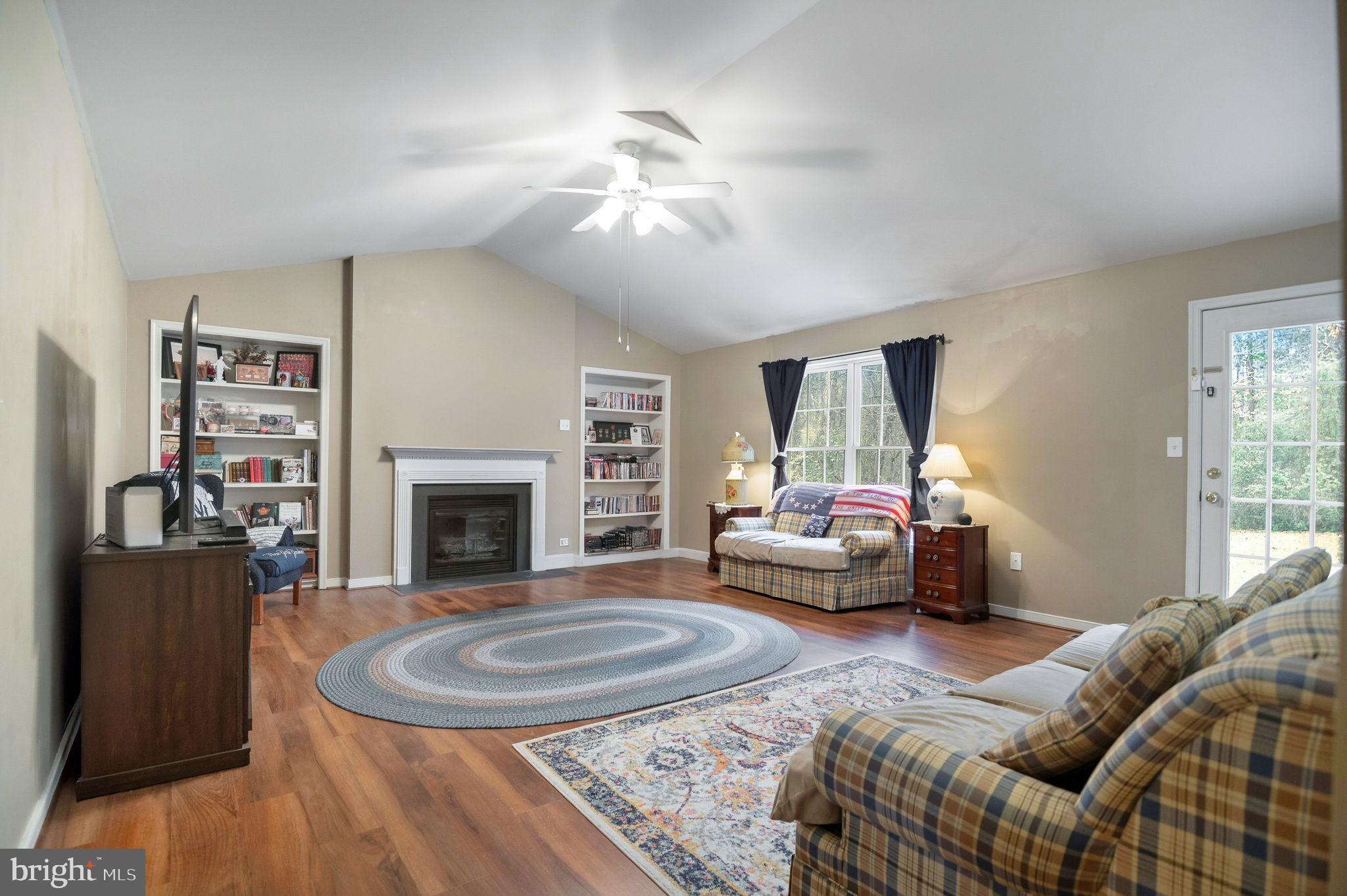 LAKE OF THE WOODS - Residential