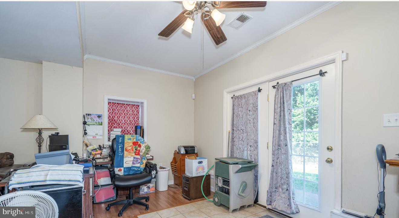 WESTMINISTER HEIGHTS - Residential