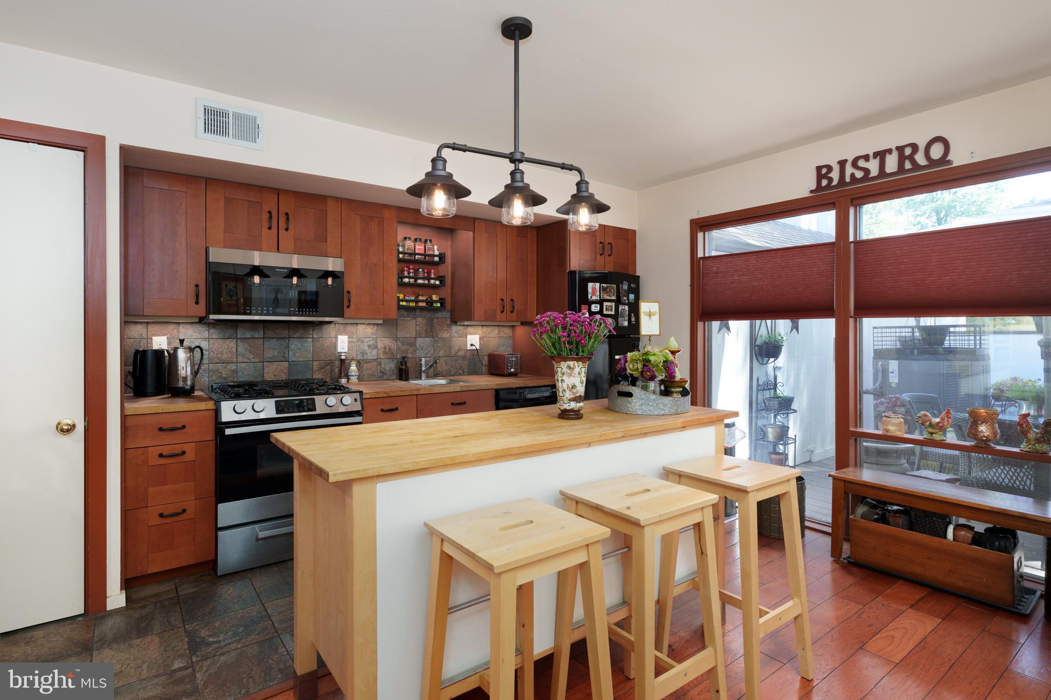 VILLAGE II - Residential