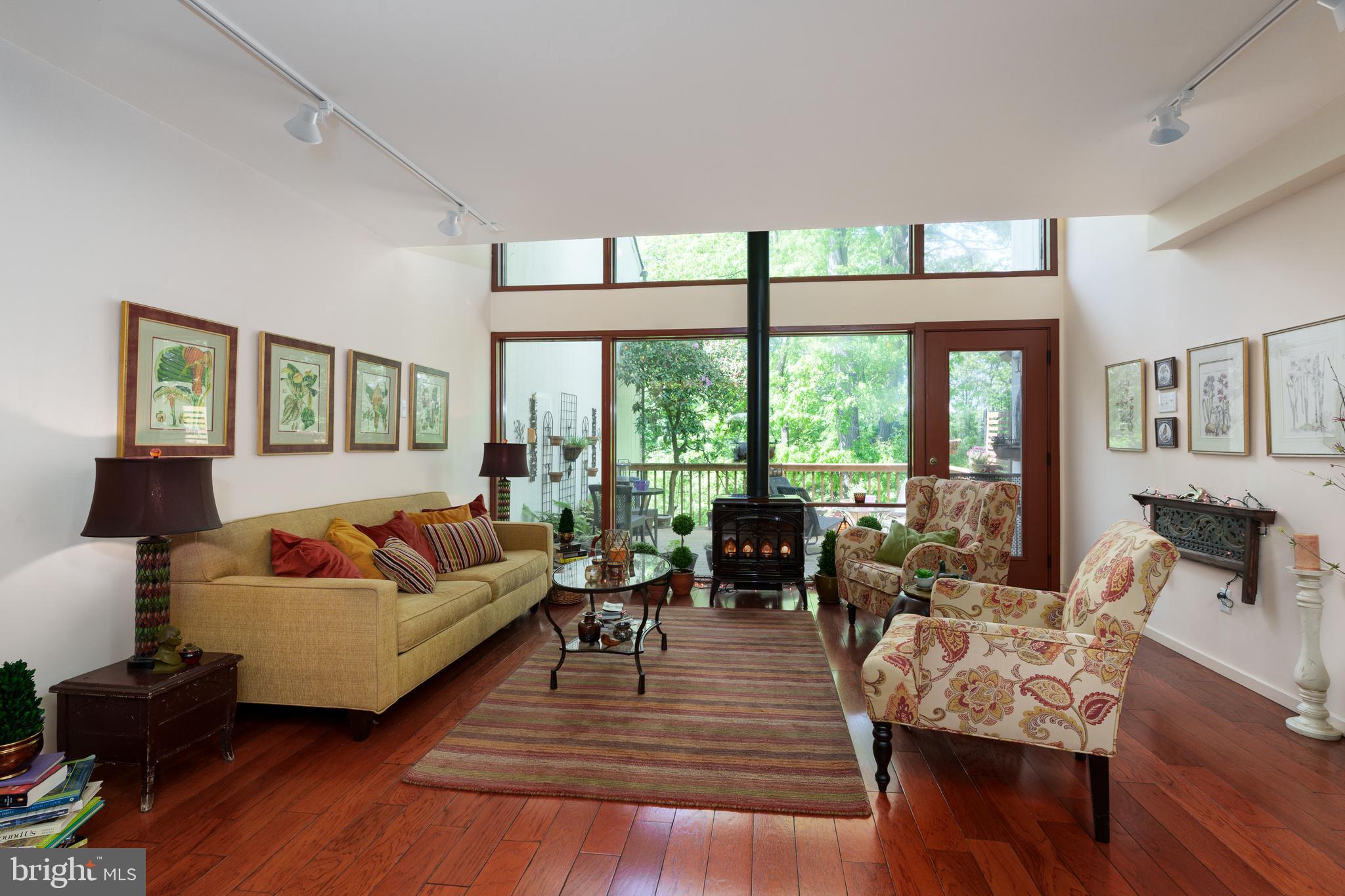 VILLAGE II - Residential