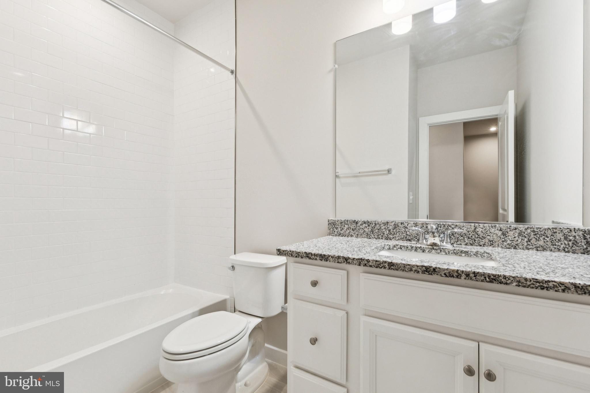 POTOMAC SHORES - Residential