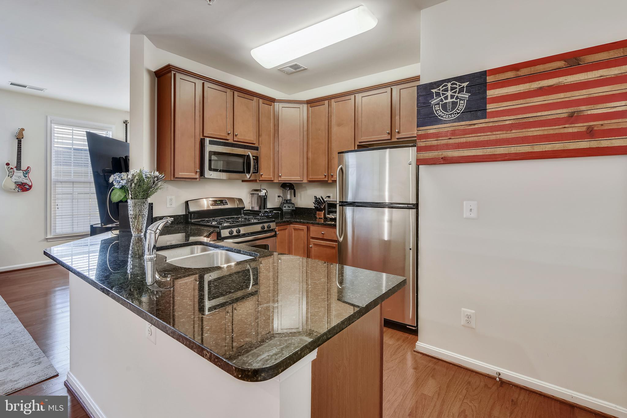 MERCER PARK CONDOMINIUM - Residential