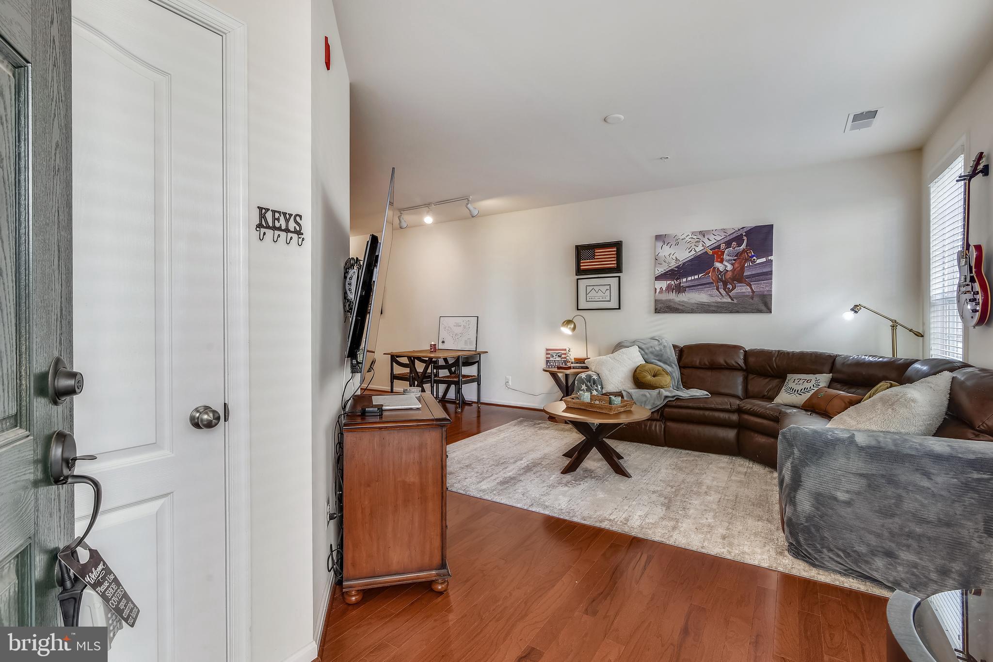 MERCER PARK CONDOMINIUM - Residential