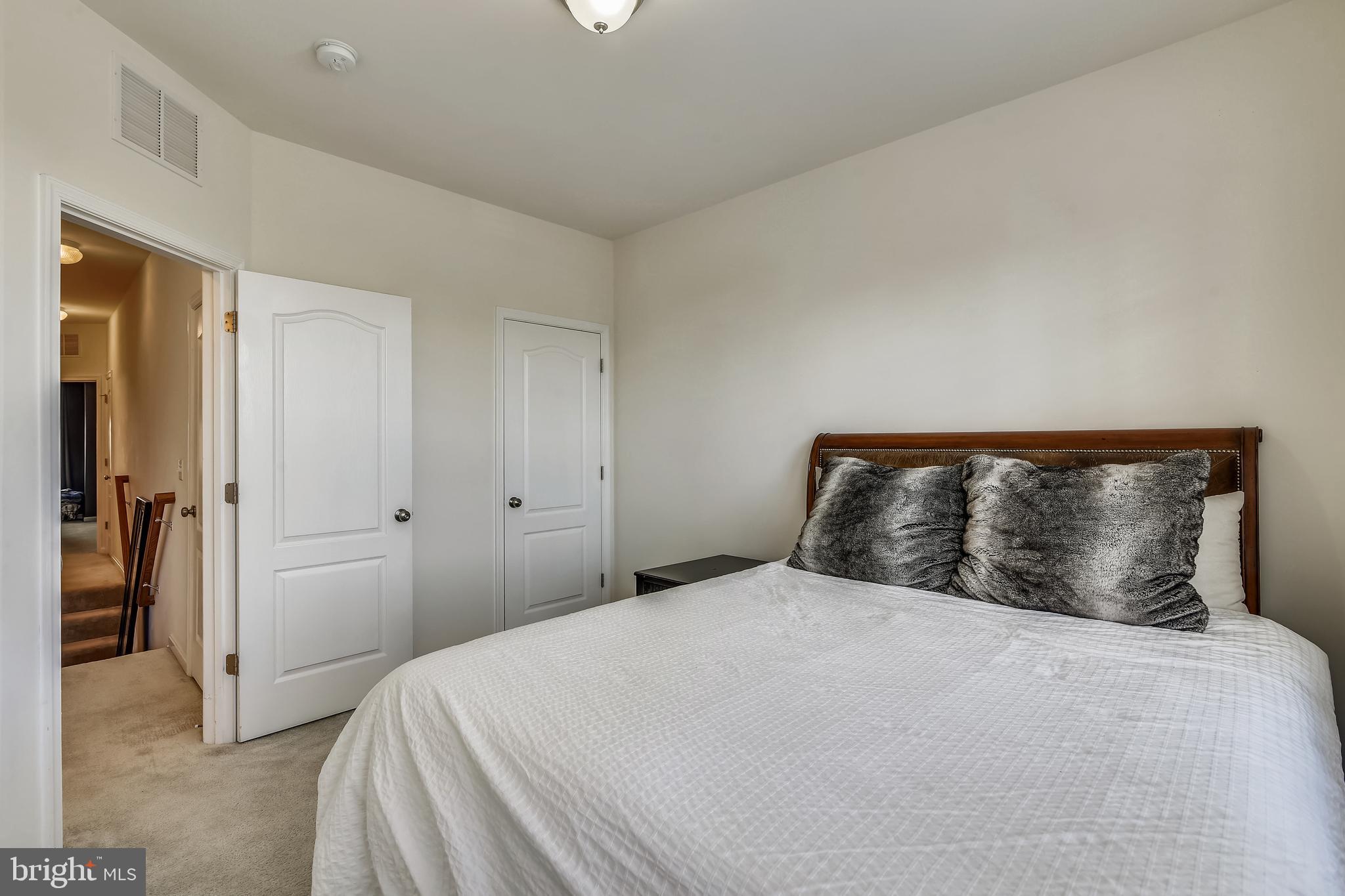 MERCER PARK CONDOMINIUM - Residential