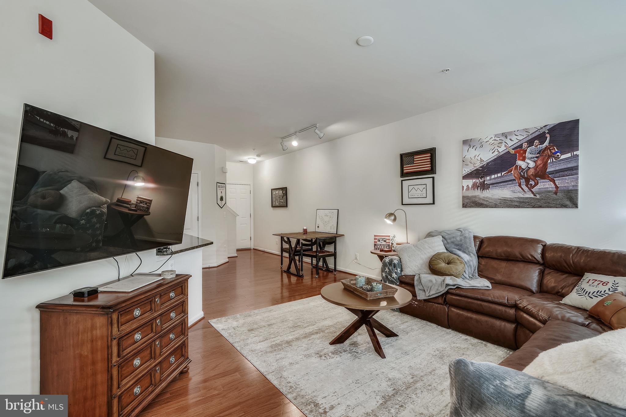 MERCER PARK CONDOMINIUM - Residential