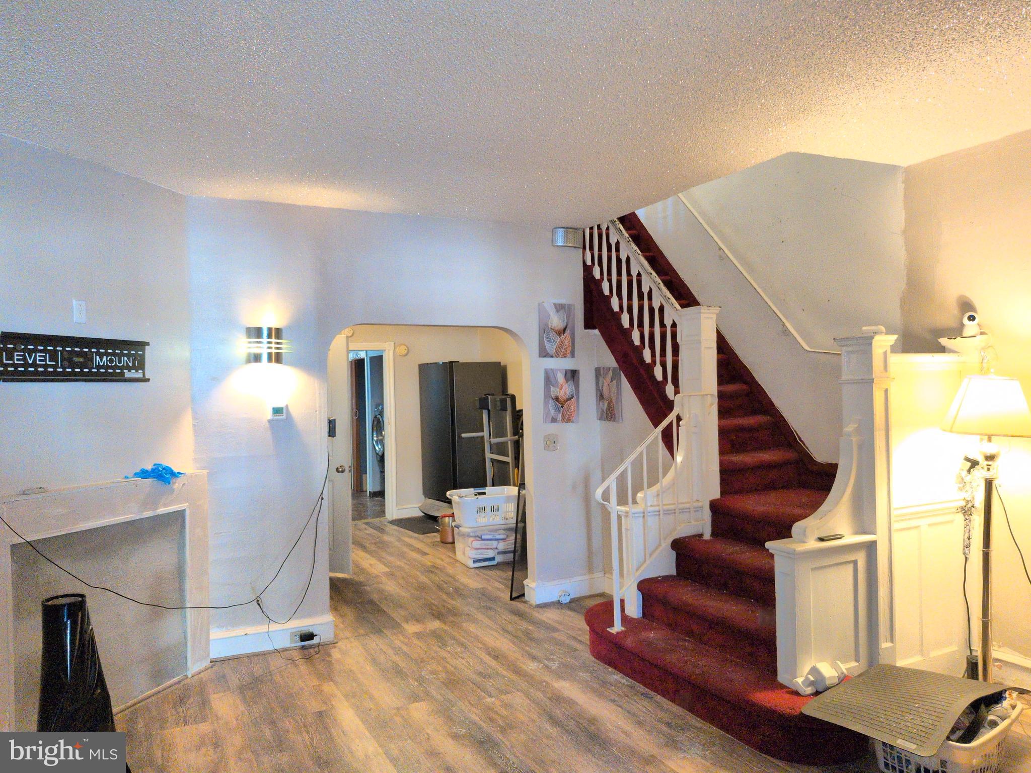 WEST OAK LANE - Residential