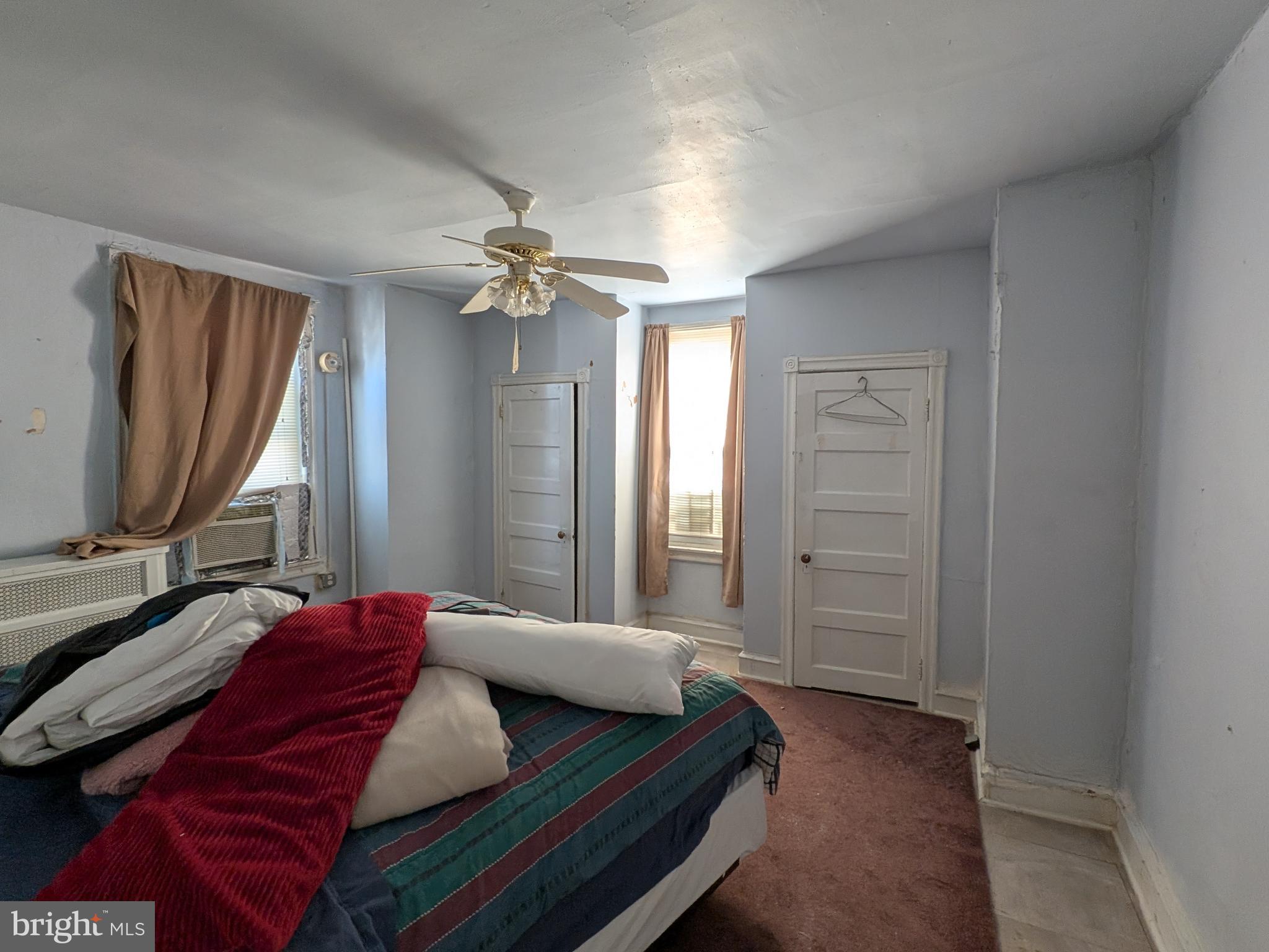 WEST OAK LANE - Residential