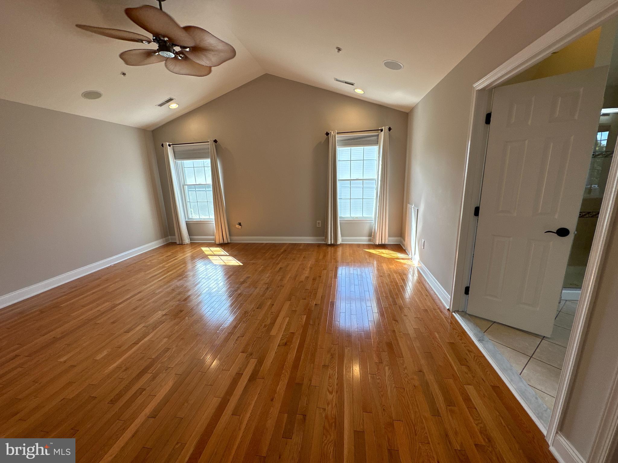 HOYLES MILL VILLAGE - Residential Lease