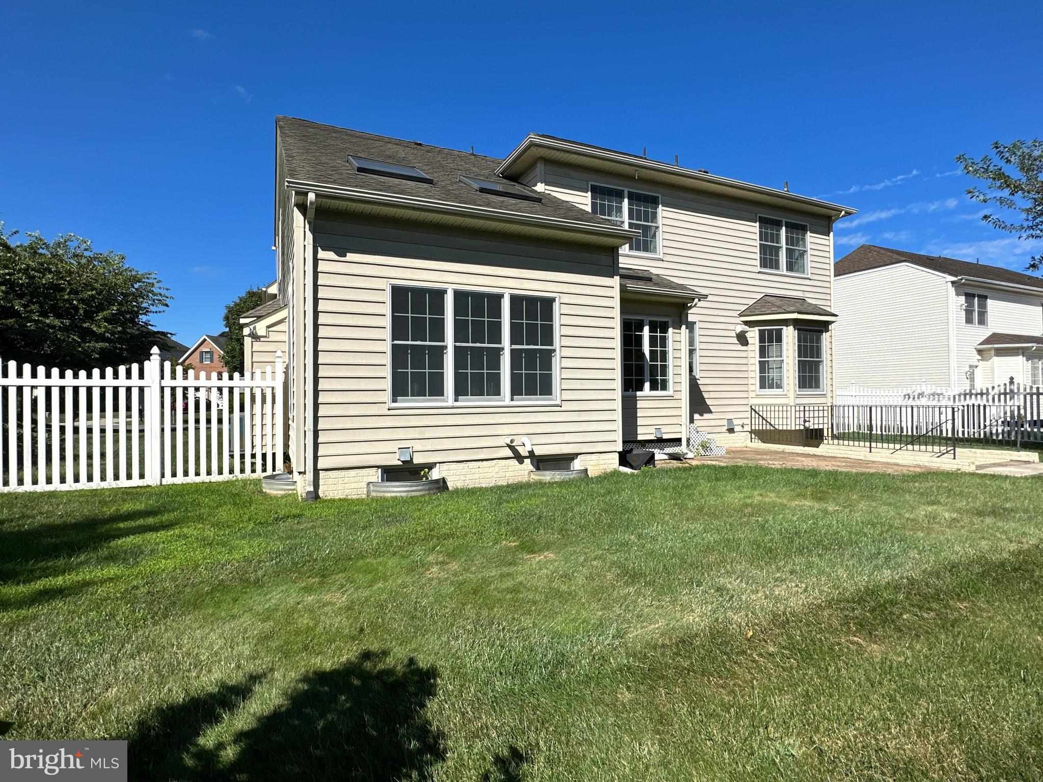 HOYLES MILL VILLAGE - Residential Lease